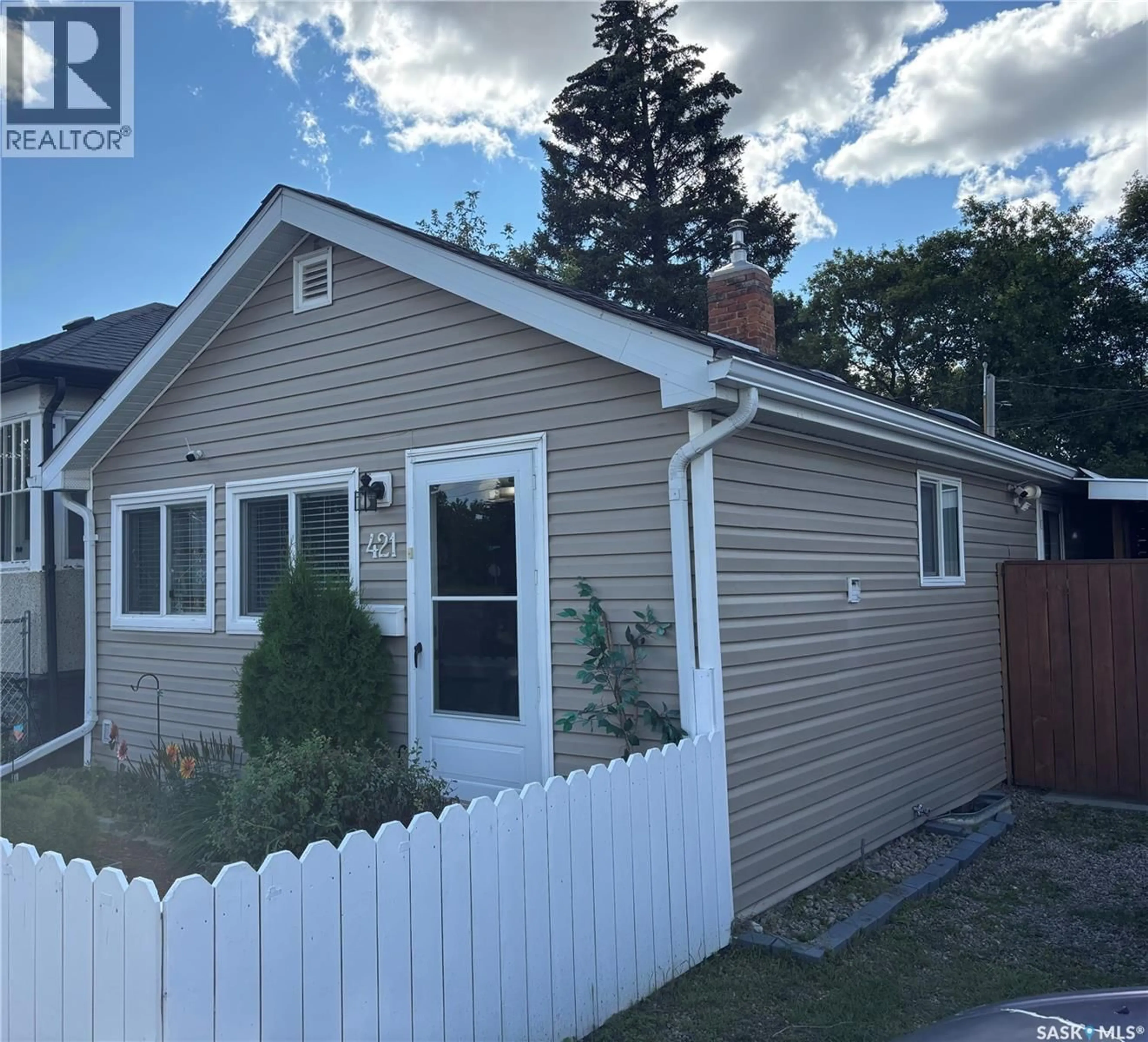 Shed for 421 6TH AVENUE, Prince Albert Saskatchewan S6V2J2