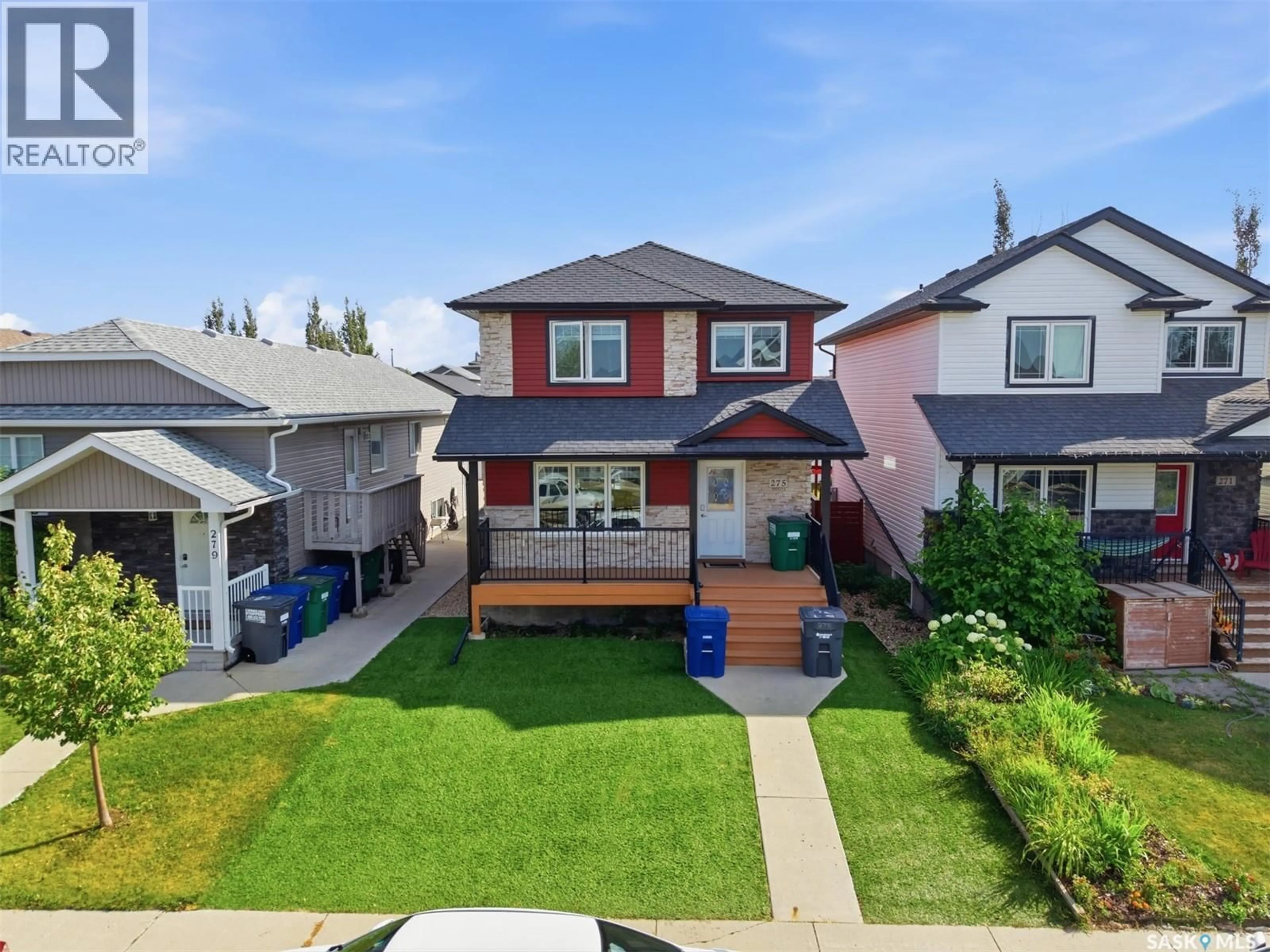 A pic from outside/outdoor area/front of a property/back of a property/a pic from drone, street for 275 WYANT LANE, Saskatoon Saskatchewan S7W0L3