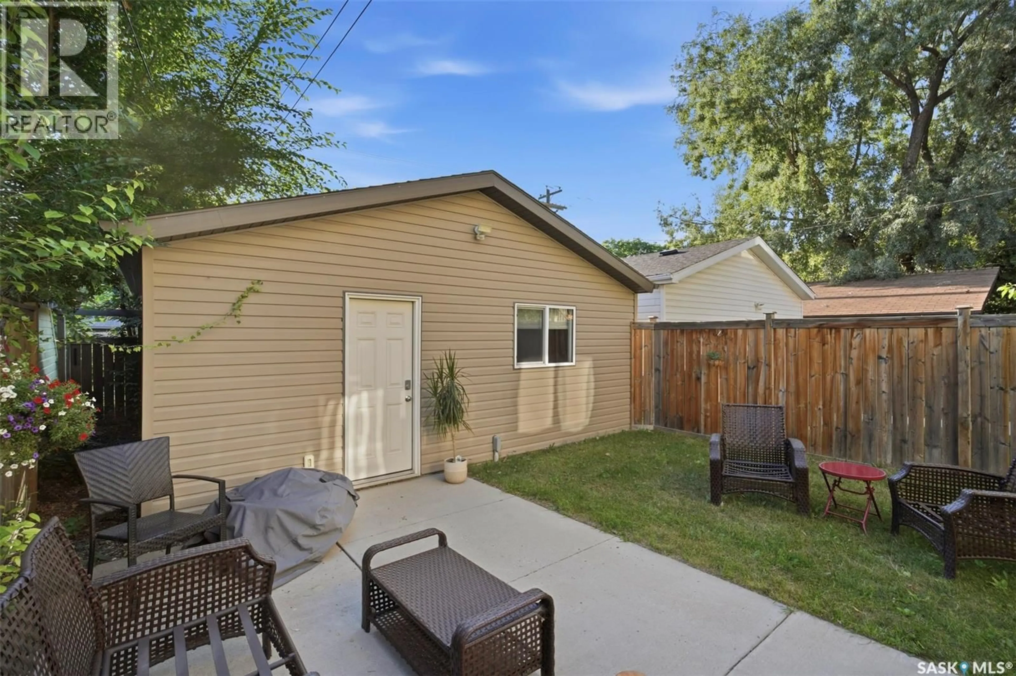 Patio, street for B - 2136 LORNE AVENUE, Saskatoon Saskatchewan S7J0R5