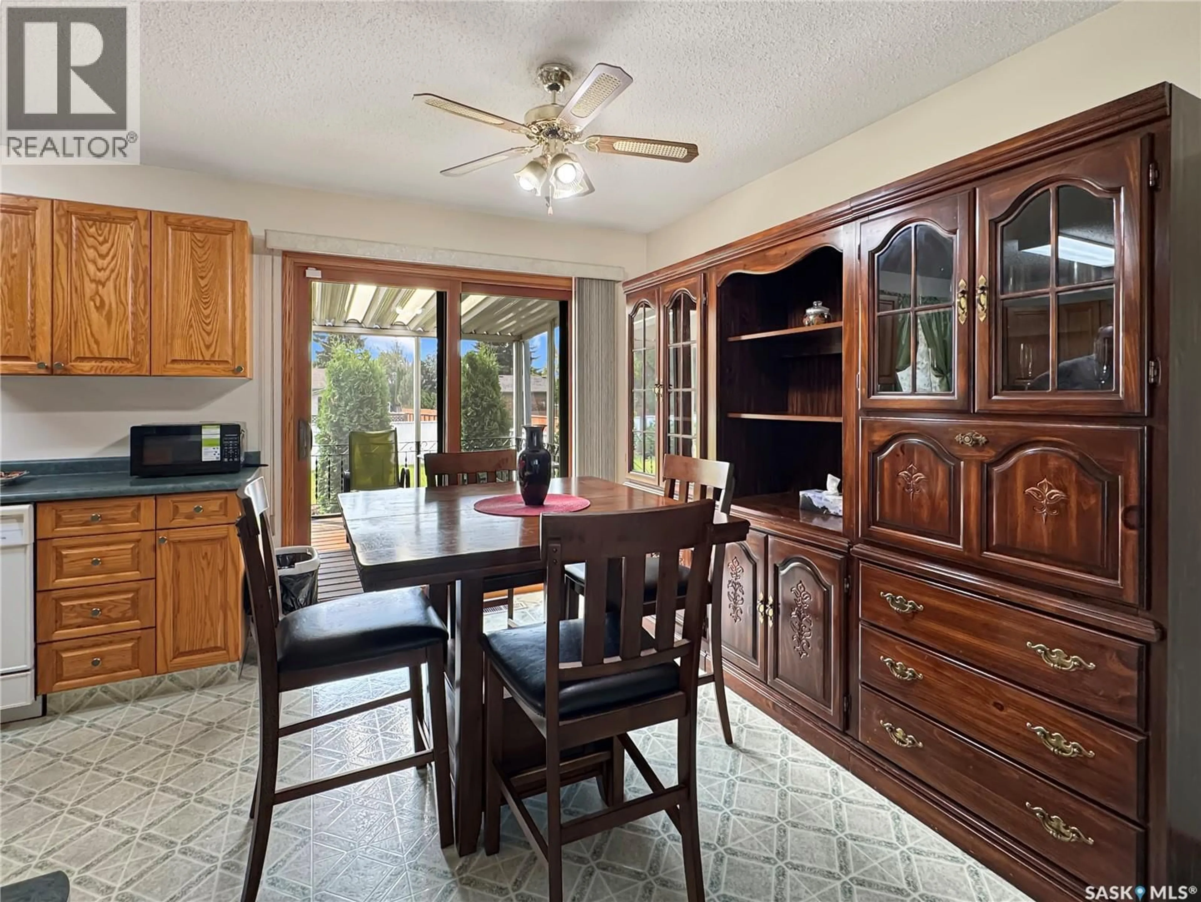Dining room, ceramic/tile floor for 9014 DEANS CRESCENT, North Battleford Saskatchewan S9A3H7