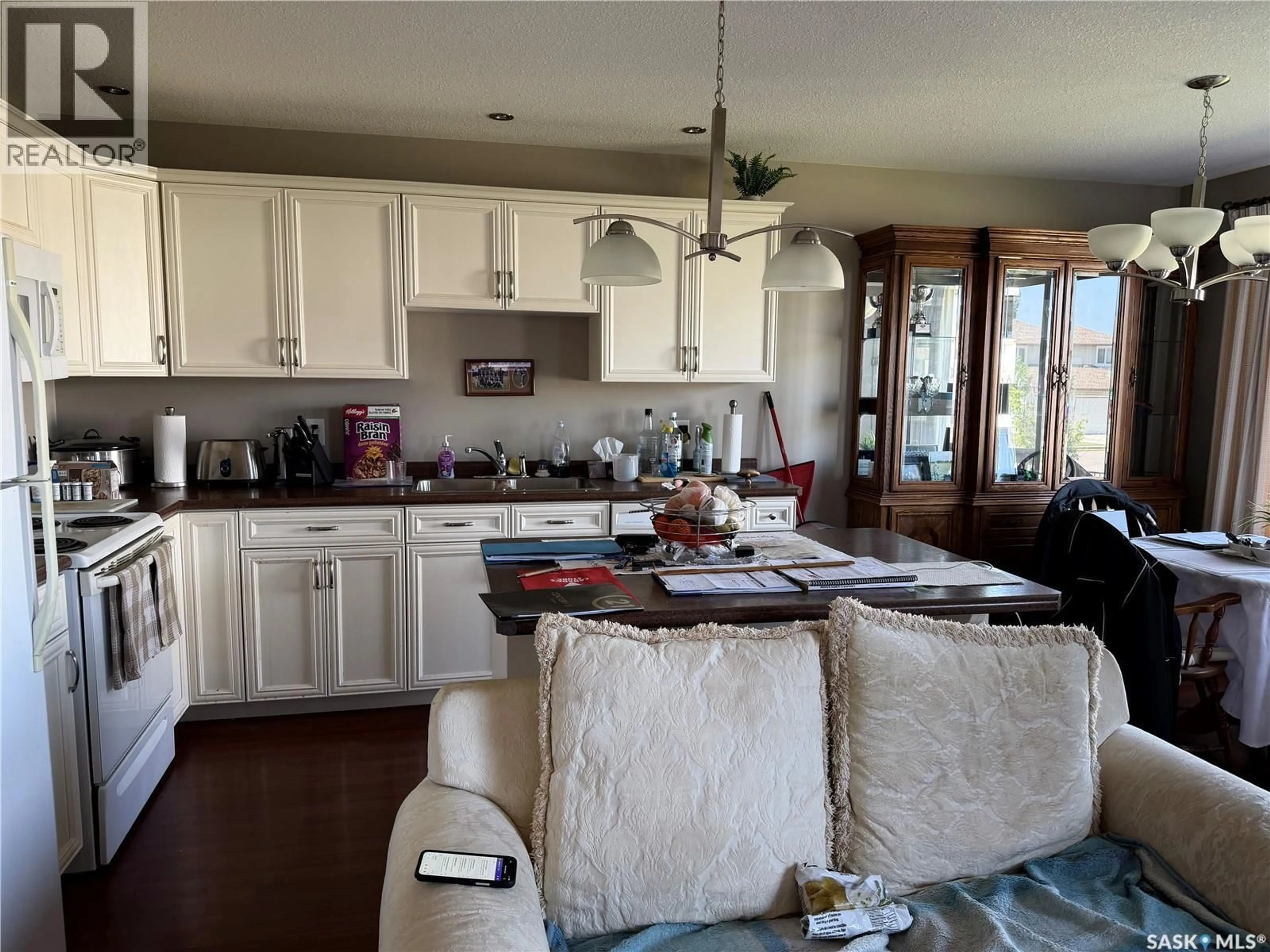 Open concept kitchen, unknown for 9 1600 MUZZY DRIVE, Prince Albert Saskatchewan S6X0A2