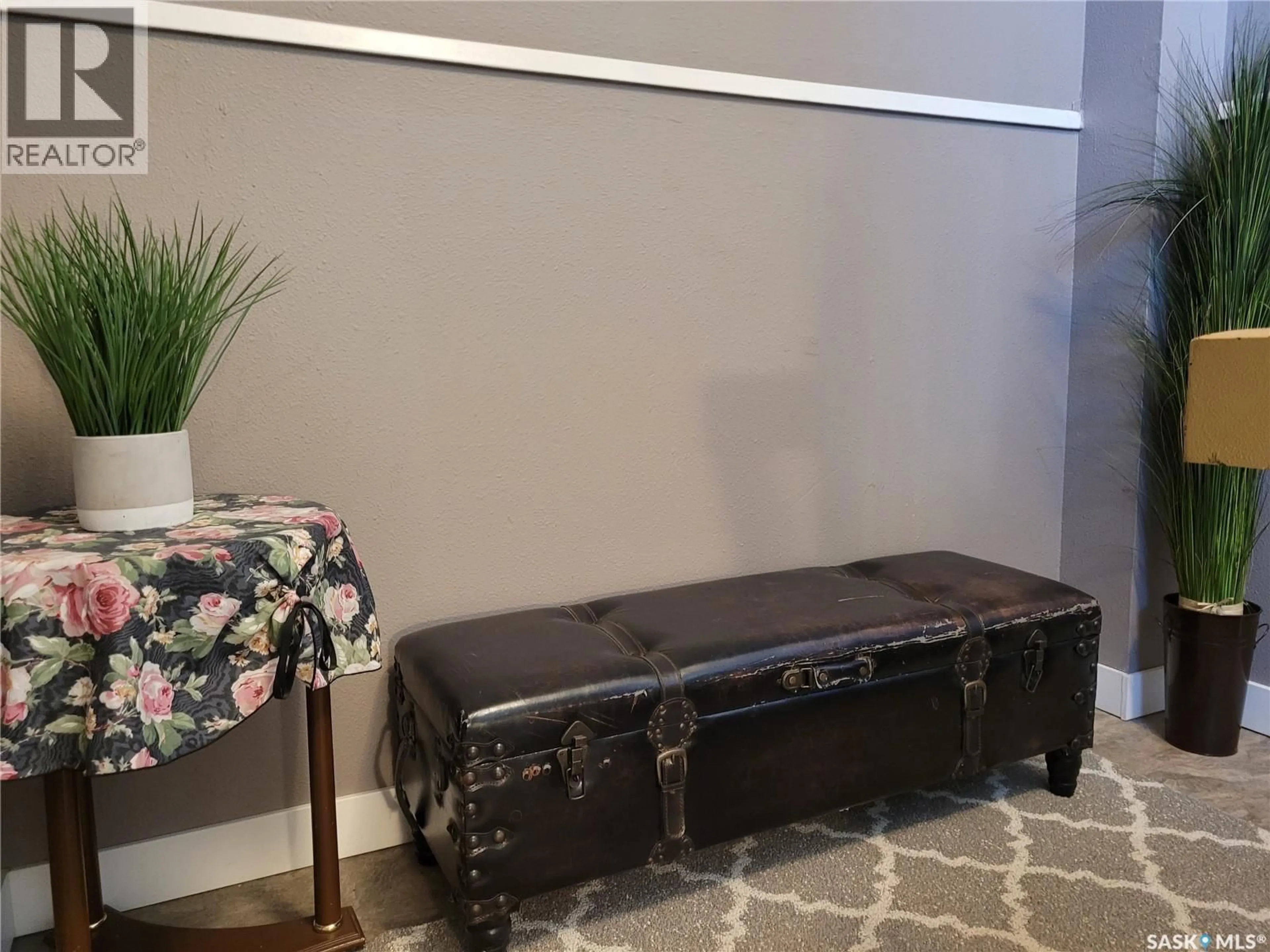 Indoor entryway for 510 - 320 PRAIRIE AVENUE, Saskatoon Saskatchewan S7N2V4