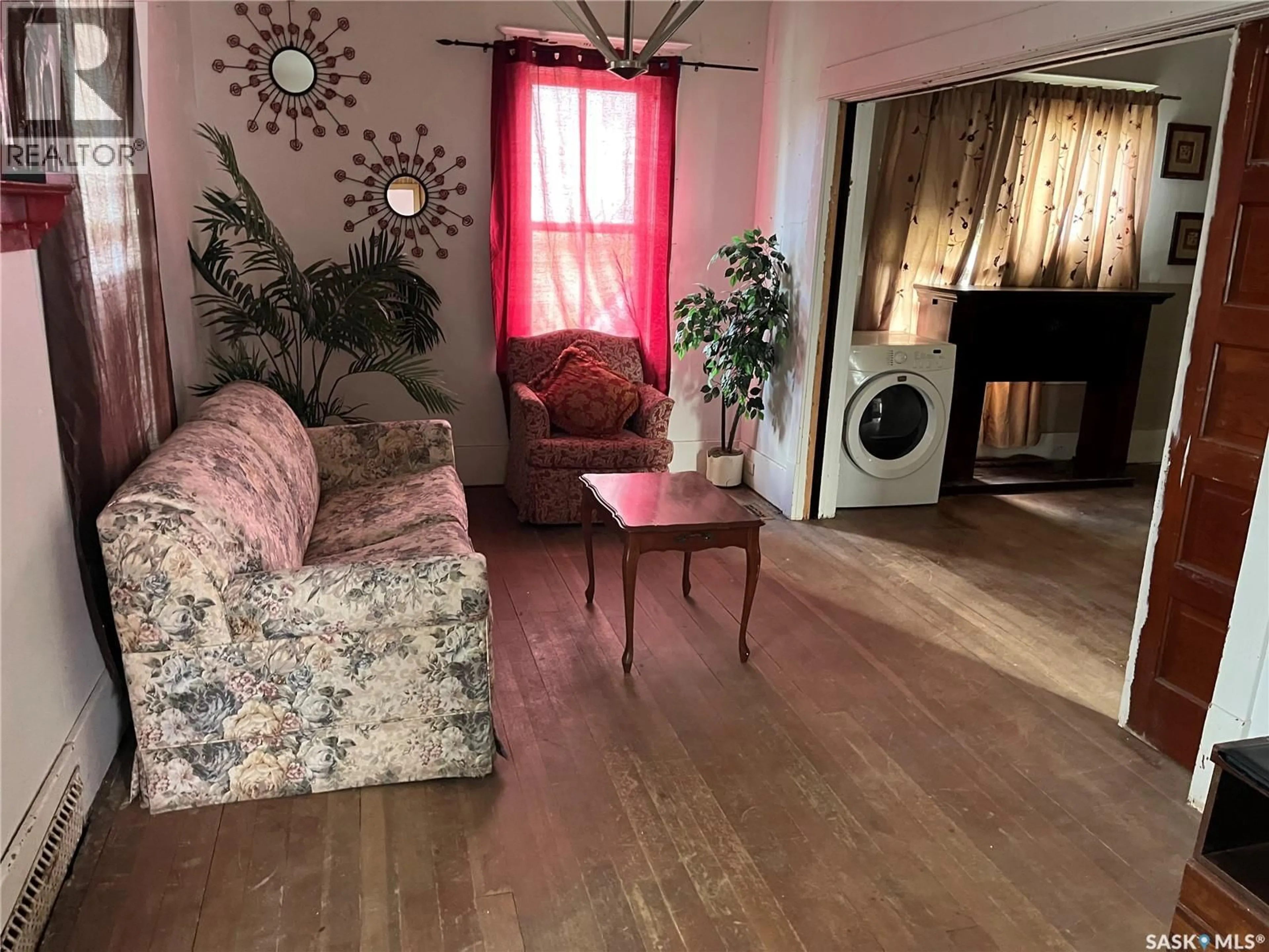 Living room with furniture, unknown for 239 4TH AVENUE, Gravelbourg Saskatchewan S0H1X0