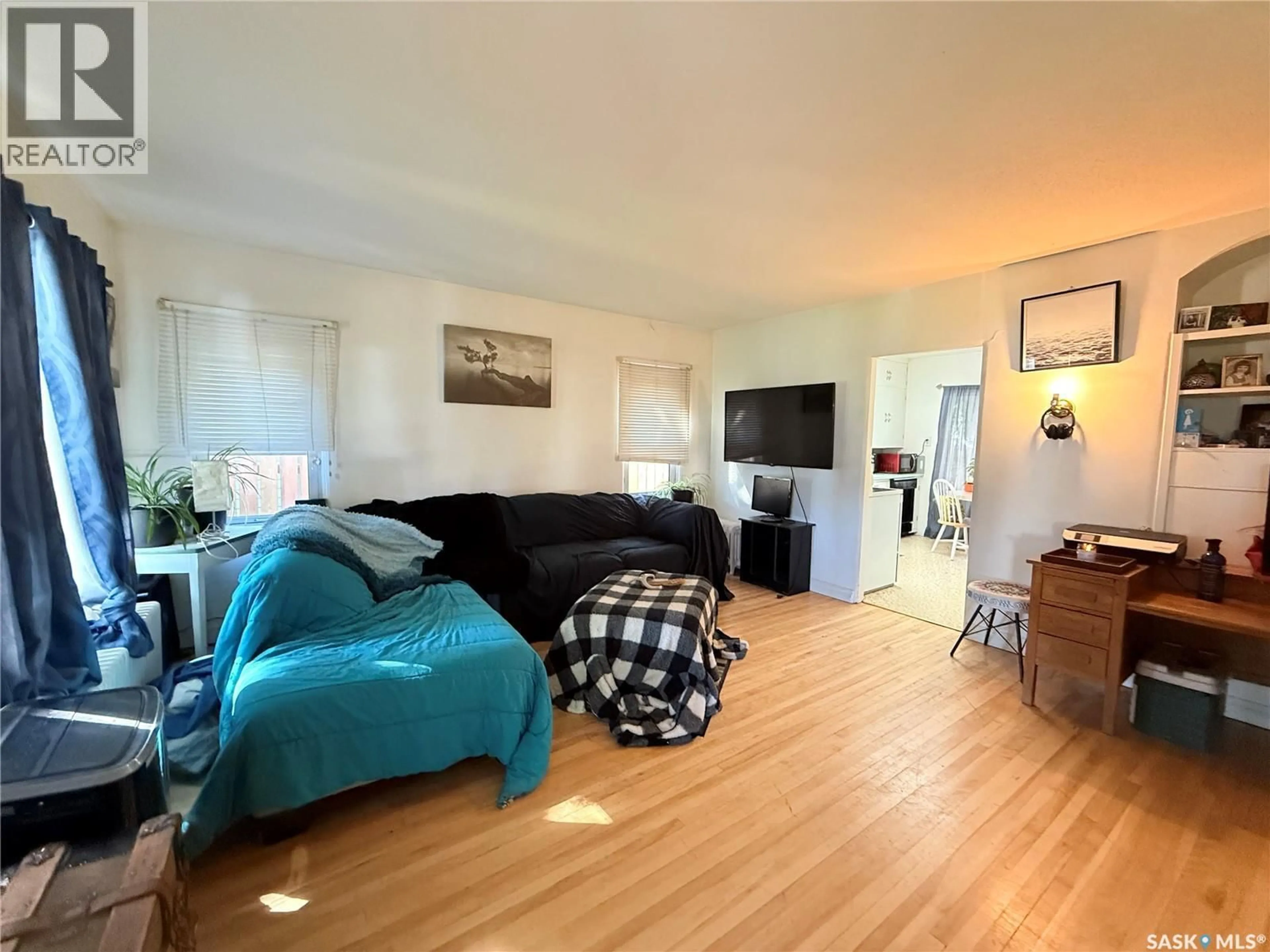 A pic of a room for 555 2ND STREET, Shaunavon Saskatchewan S0N2M0