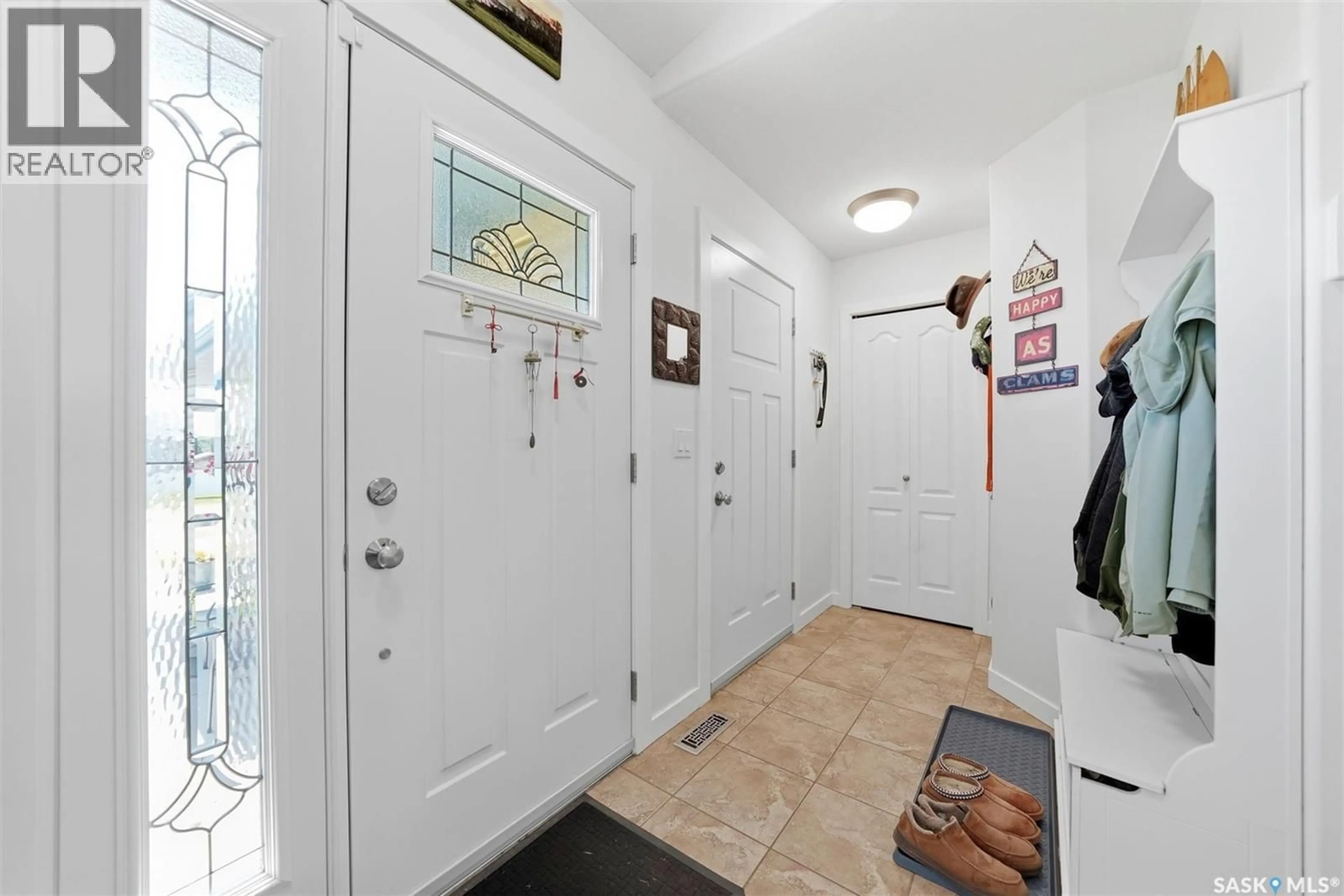 Indoor entryway for 601 2ND AVENUE, Borden Saskatchewan S0K0N0