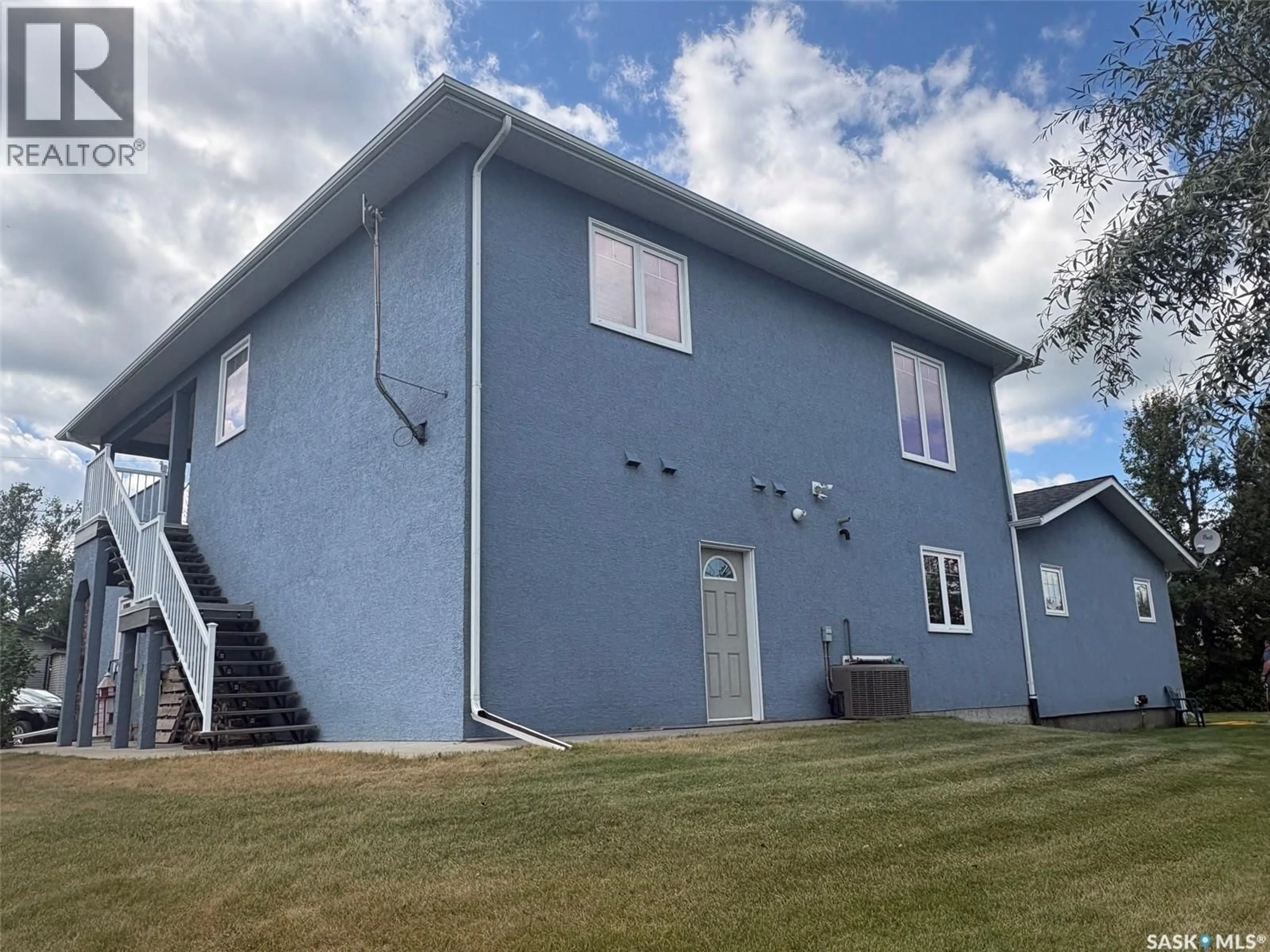 Home with vinyl exterior material, building for 964 WHITESAND AVENUE, Good Spirit Lake Saskatchewan S0A0L1