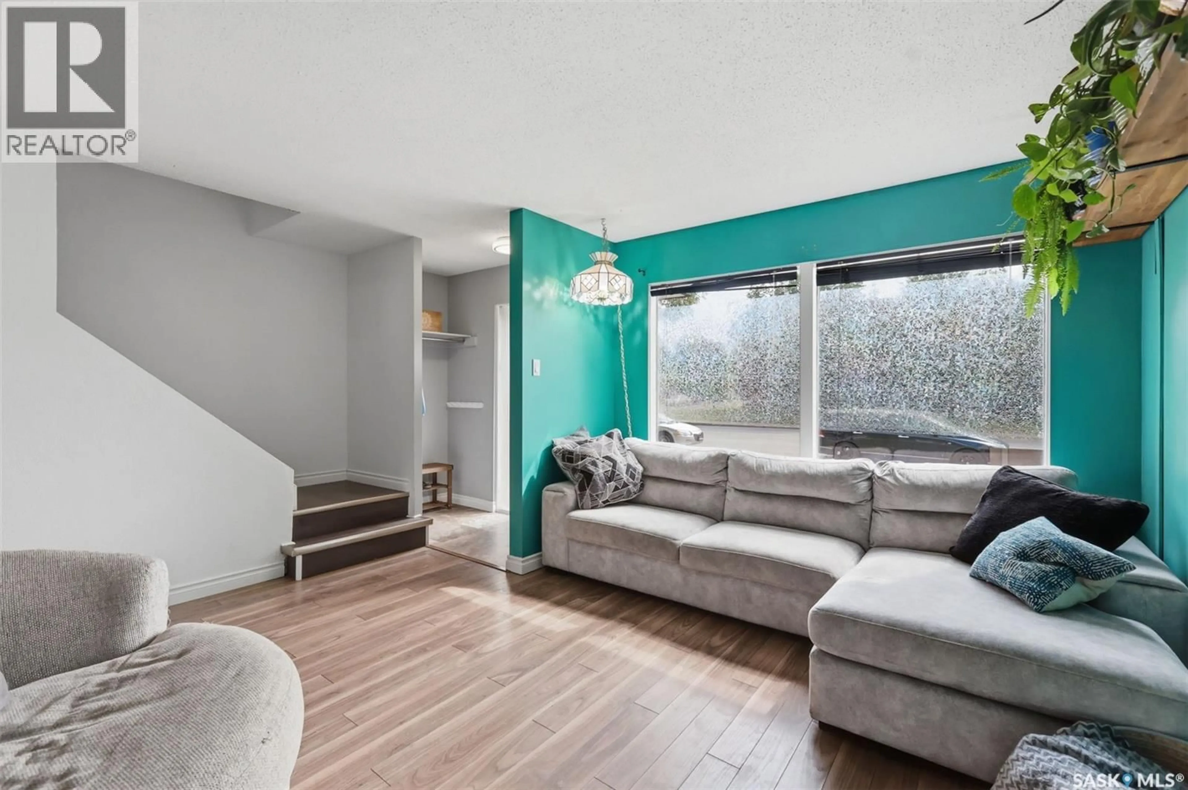 Living room with furniture, unknown for 58 120 ACADIA DRIVE, Saskatoon Saskatchewan S7H3V2
