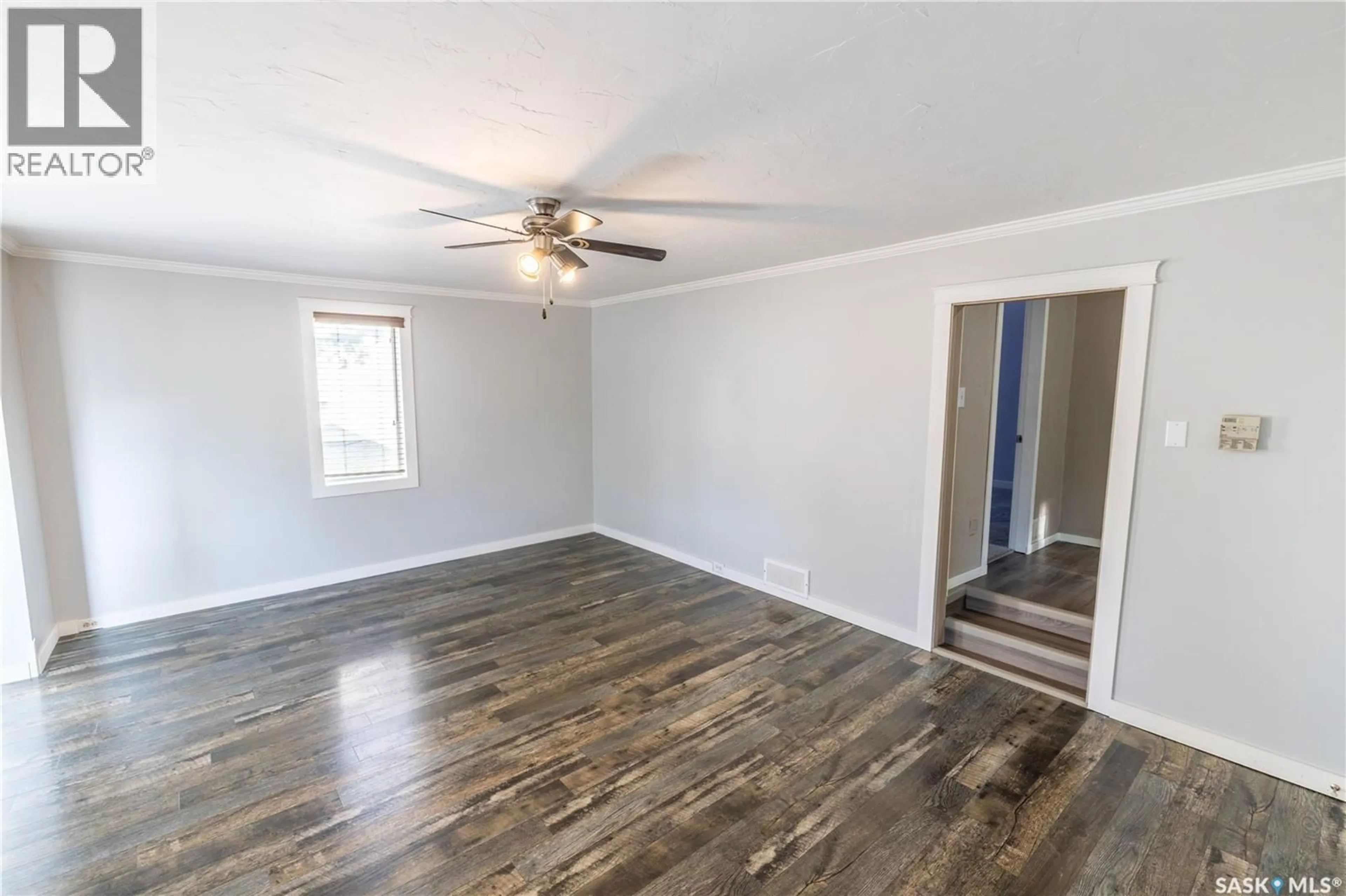 A pic of a room for 806 STADACONA STREET, Moose Jaw Saskatchewan S6H2A6