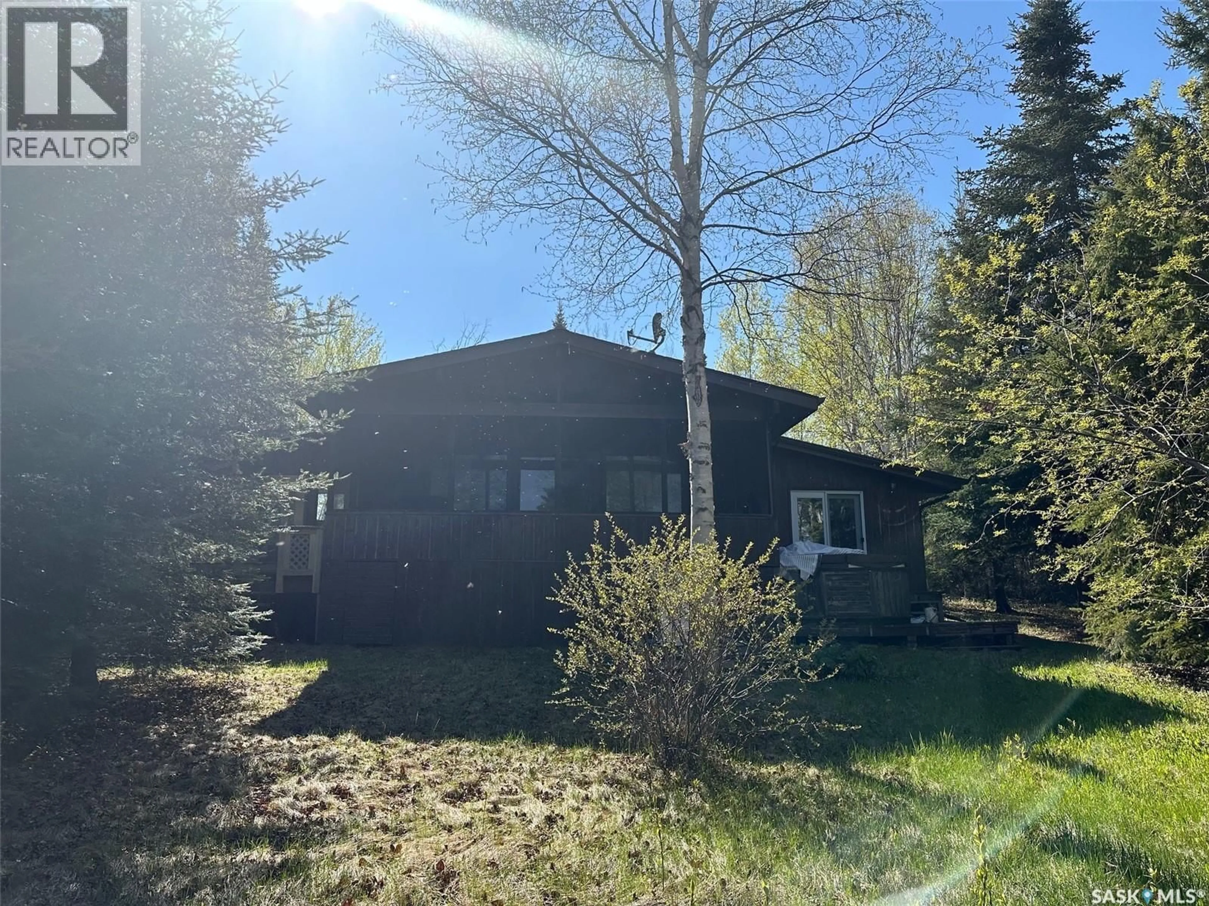 A pic from outside/outdoor area/front of a property/back of a property/a pic from drone, unknown for 1010 WASKOS DRIVE, Northern Admin District Saskatchewan S0J1L0