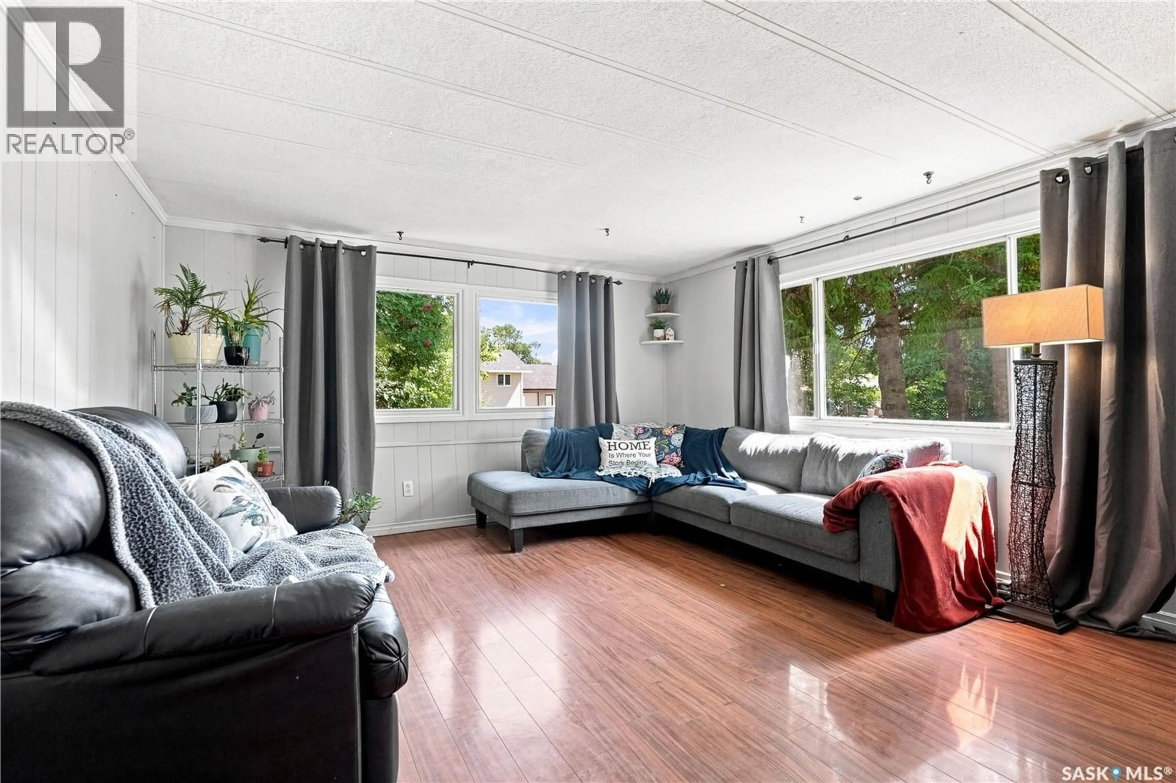 Living room with furniture, unknown for 310 SECOND STREET, Mclean Saskatchewan S0G3E0