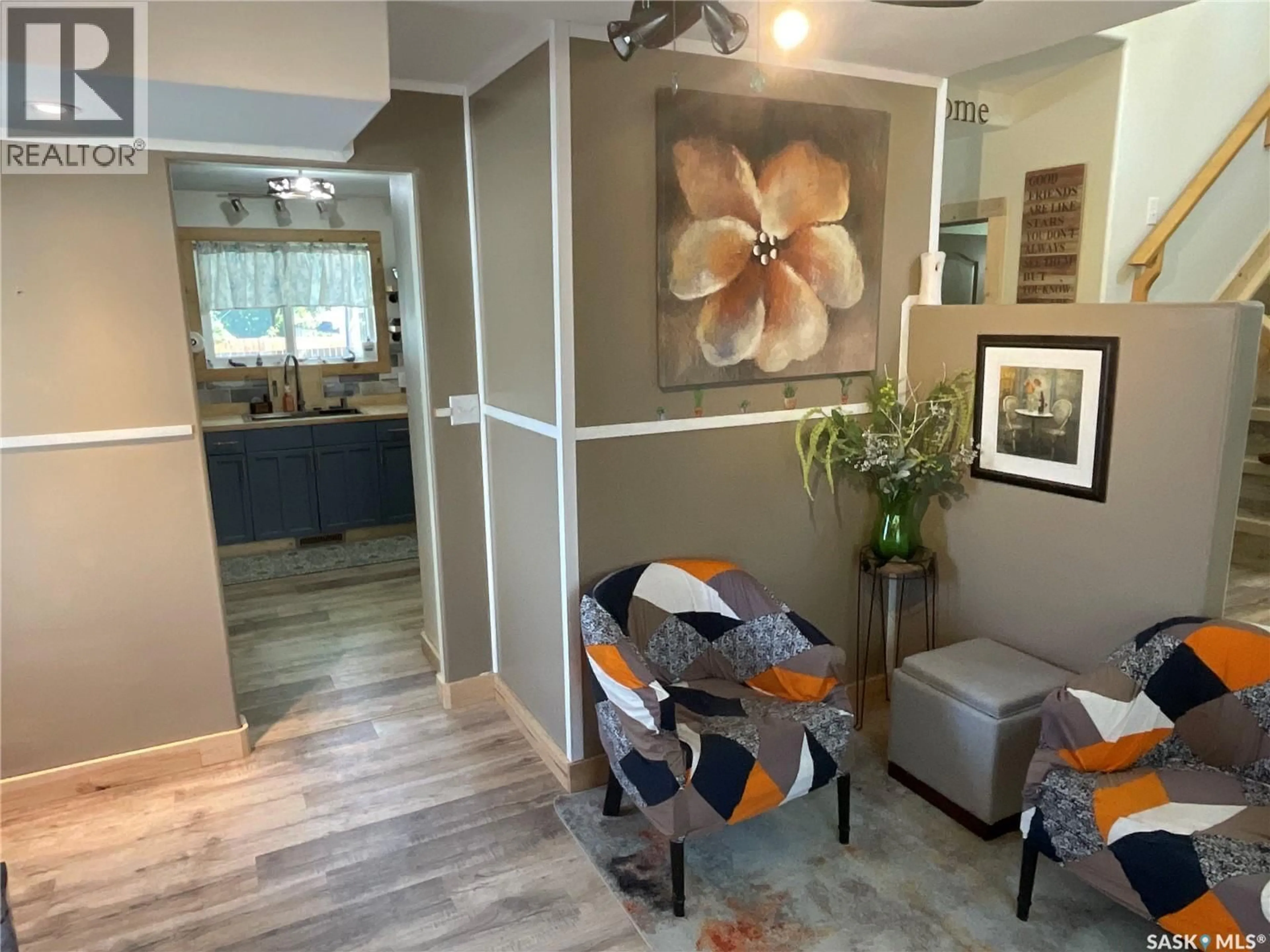 Indoor entryway for 2018 8TH STREET, Rosthern Saskatchewan S0K3R0