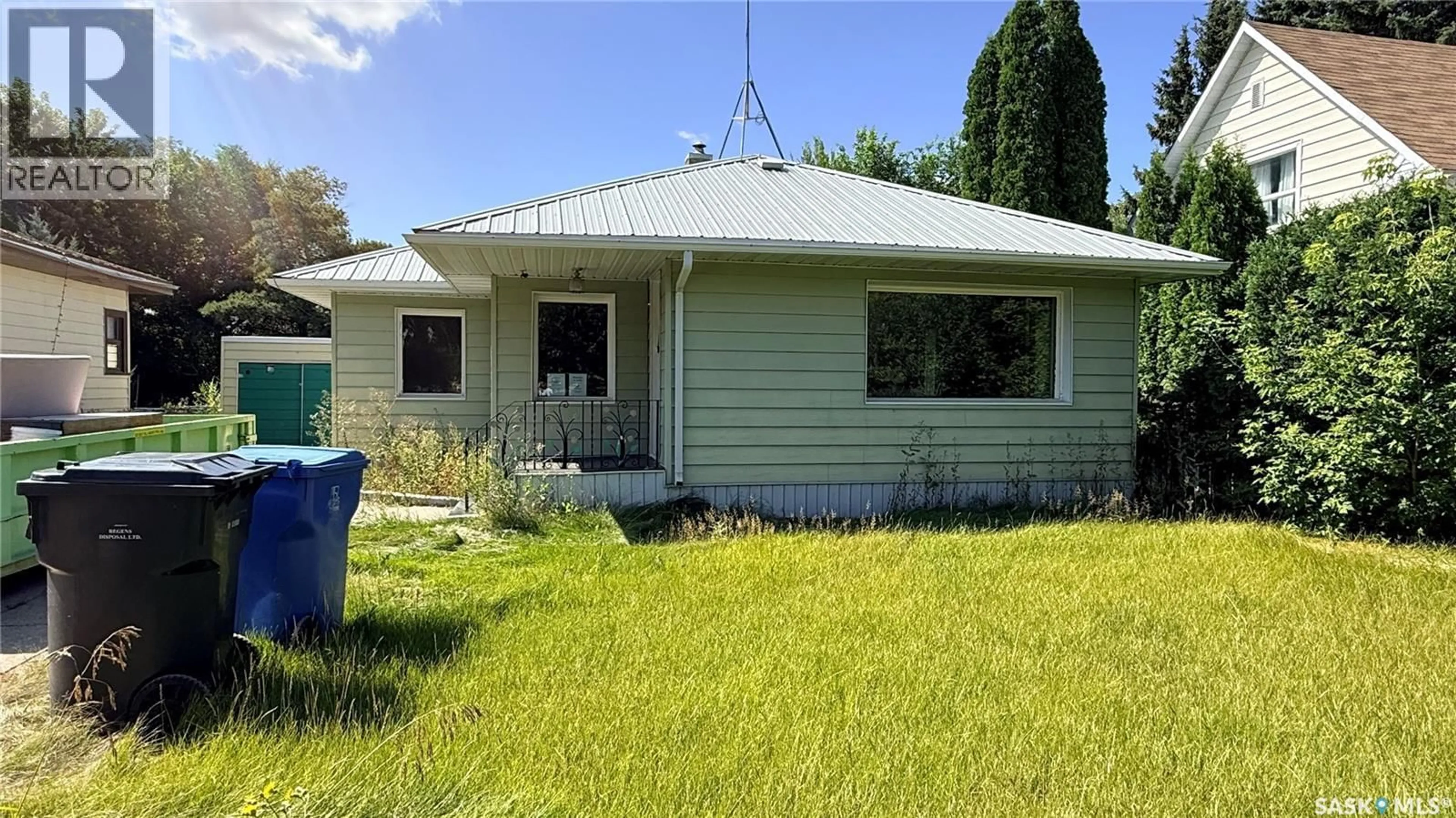 Home with vinyl exterior material, building for 1710 THIRD STREET, Estevan Saskatchewan S4A0S8