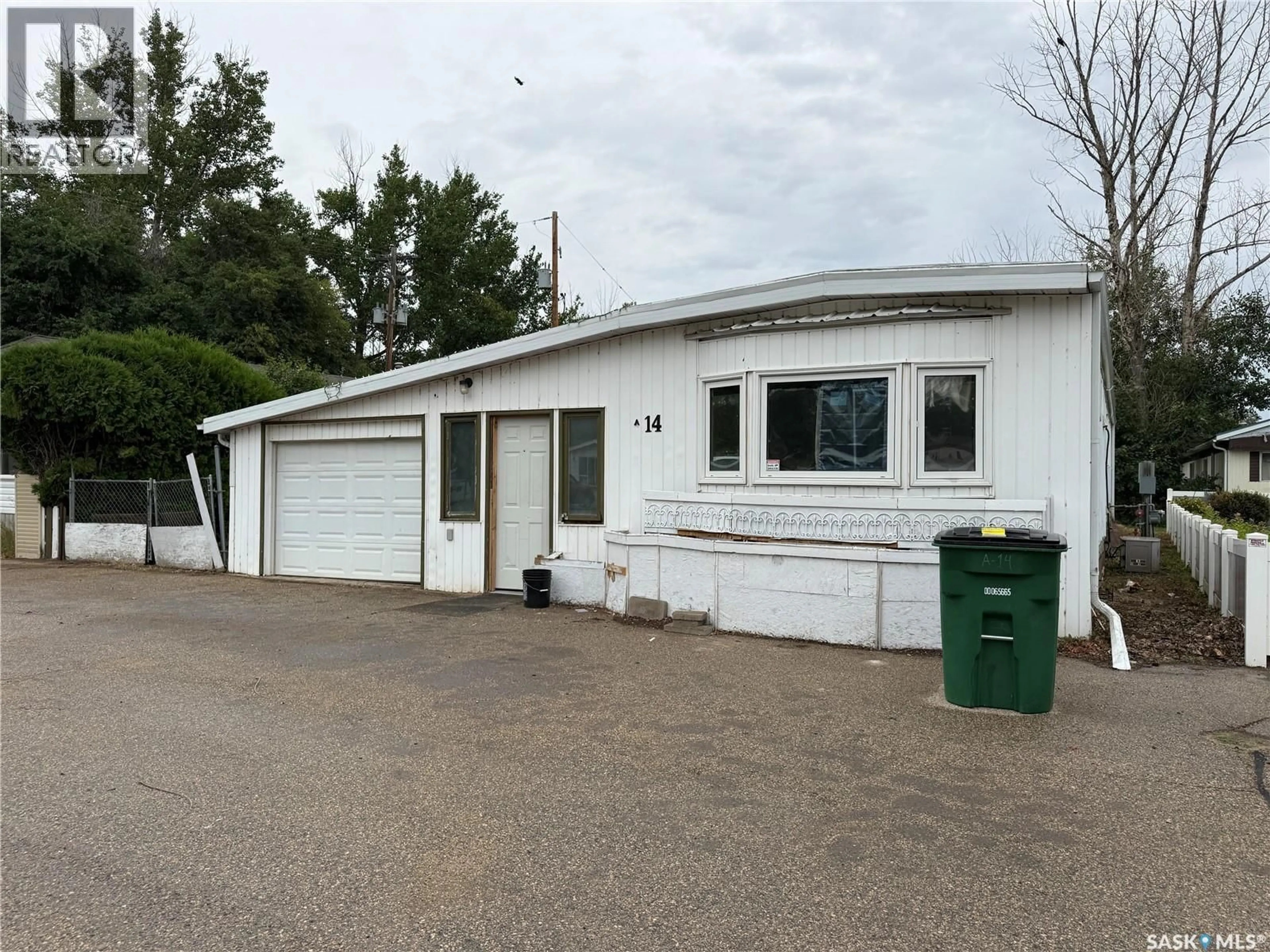 Unknown for A14 - 1455 9TH AVENUE, Moose Jaw Saskatchewan S6J1C6
