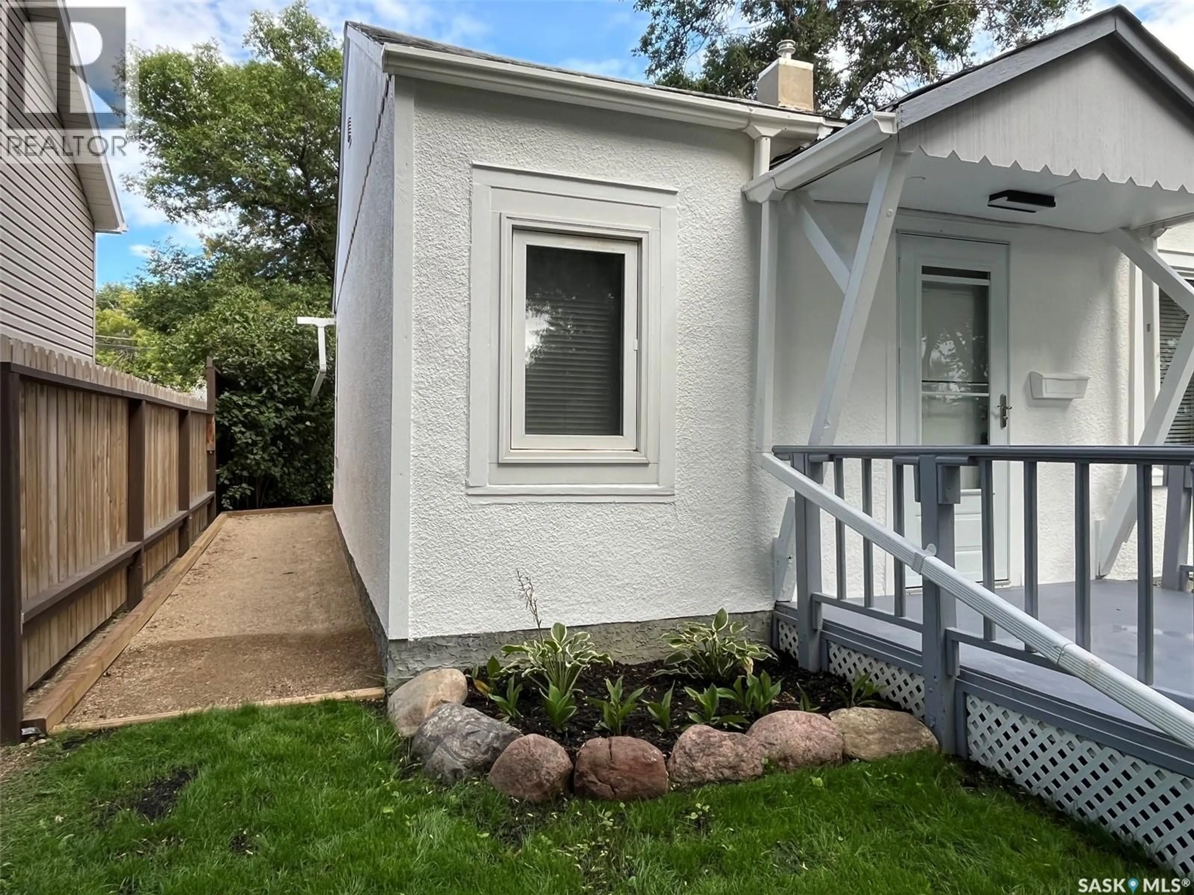Home with vinyl exterior material, street for 1255 ATKINSON STREET, Regina Saskatchewan S4N3V7