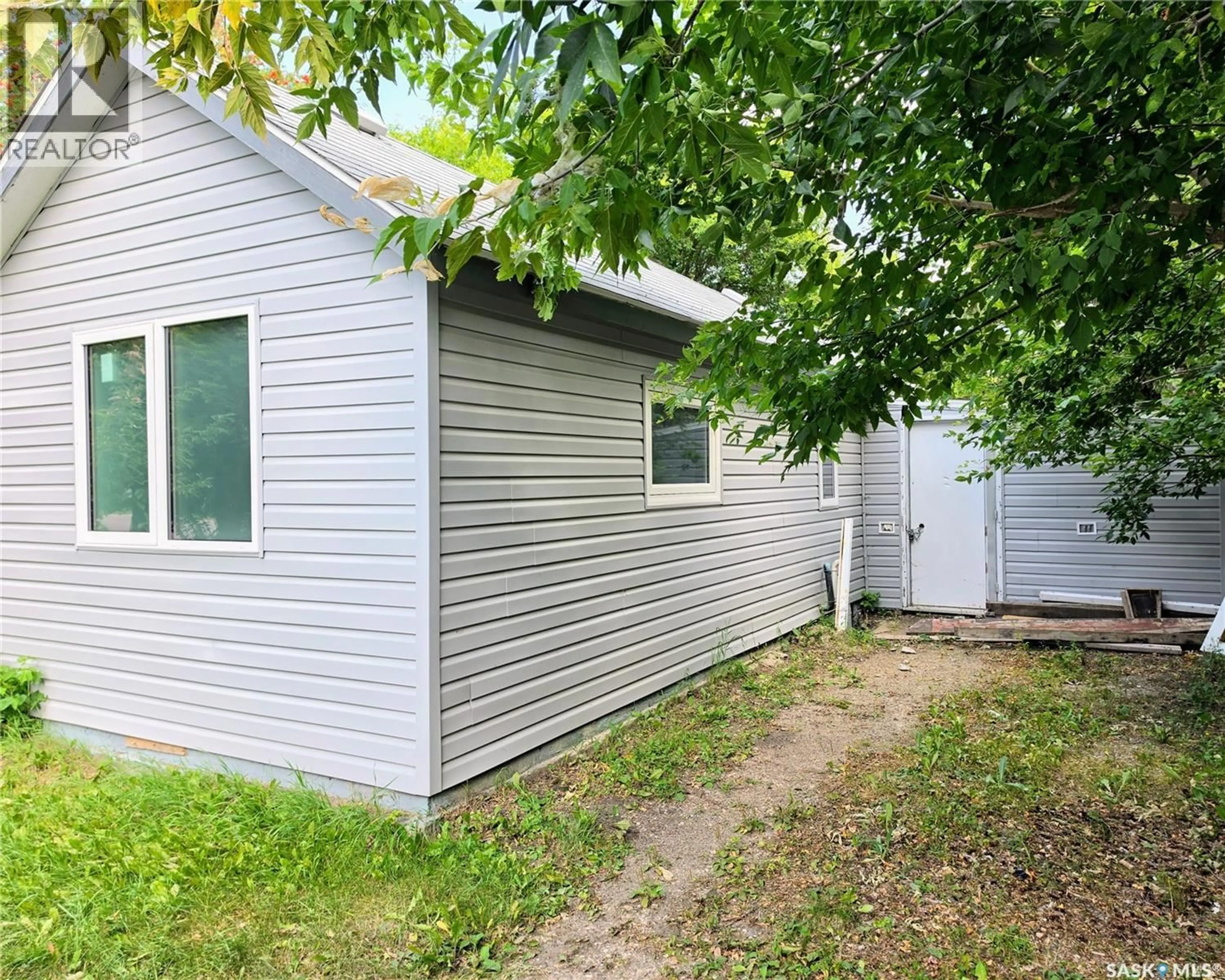 Shed for 536 6TH STREET, Humboldt Saskatchewan S0K2A0