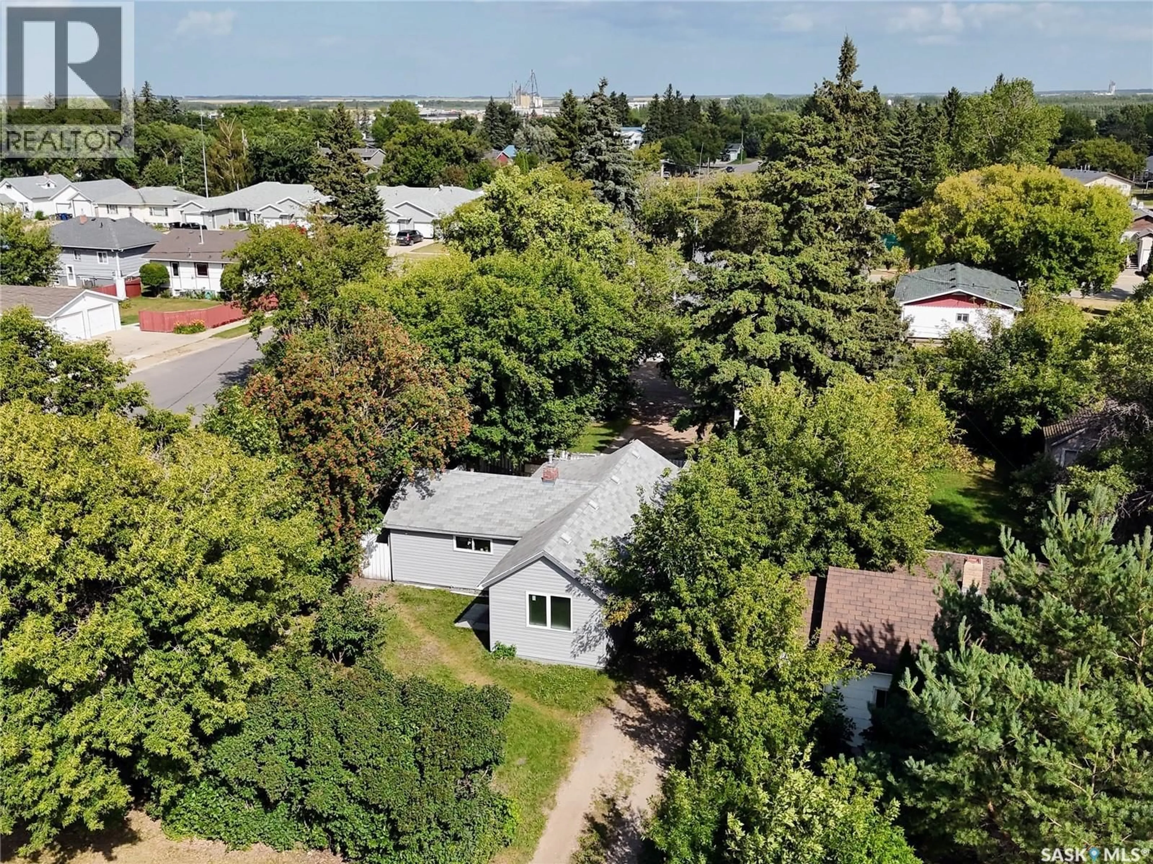 A pic from outside/outdoor area/front of a property/back of a property/a pic from drone, street for 536 6TH STREET, Humboldt Saskatchewan S0K2A0