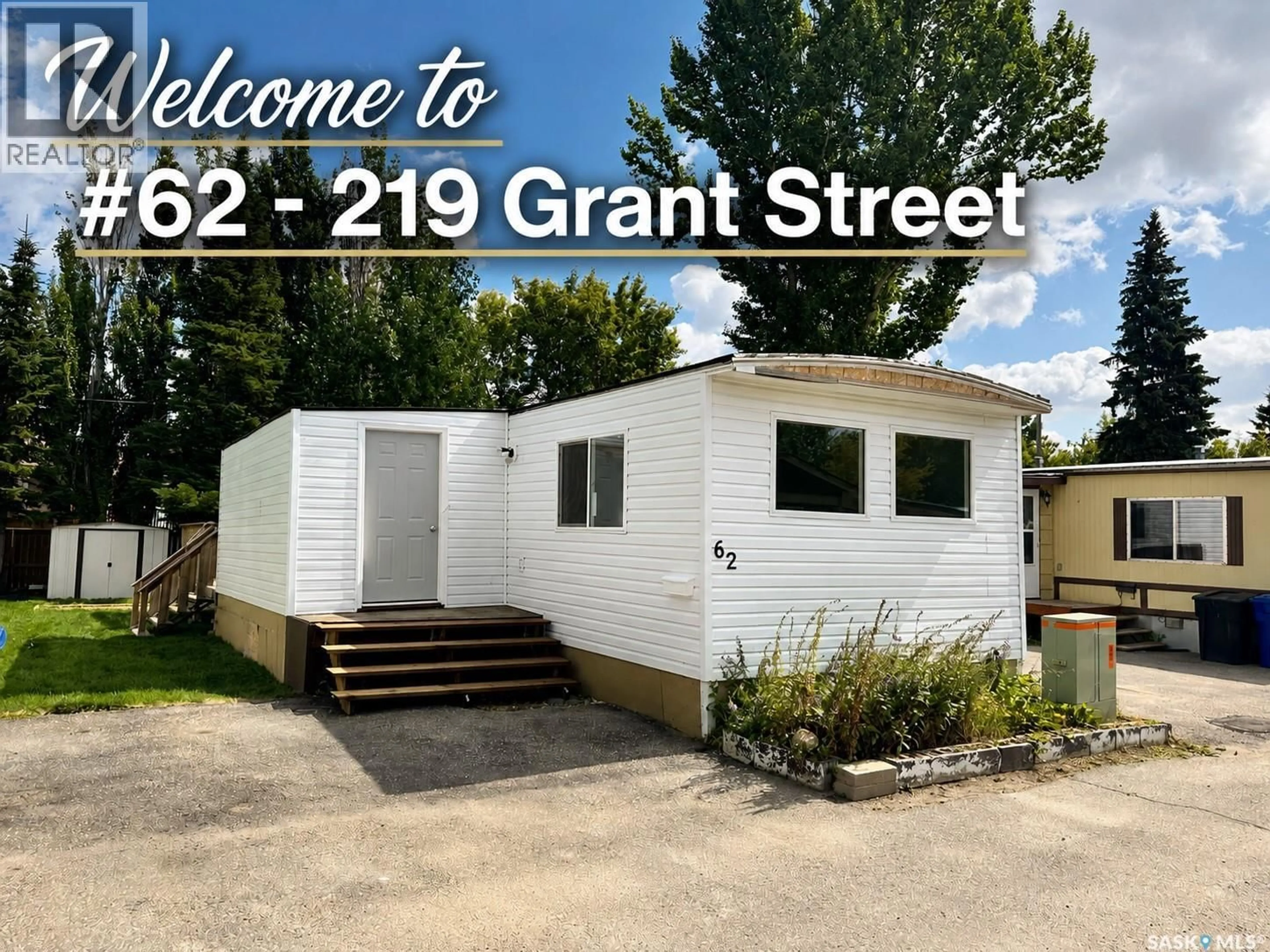 Home with vinyl exterior material, street for 62 219 GRANT STREET, Saskatoon Saskatchewan S7N2A5