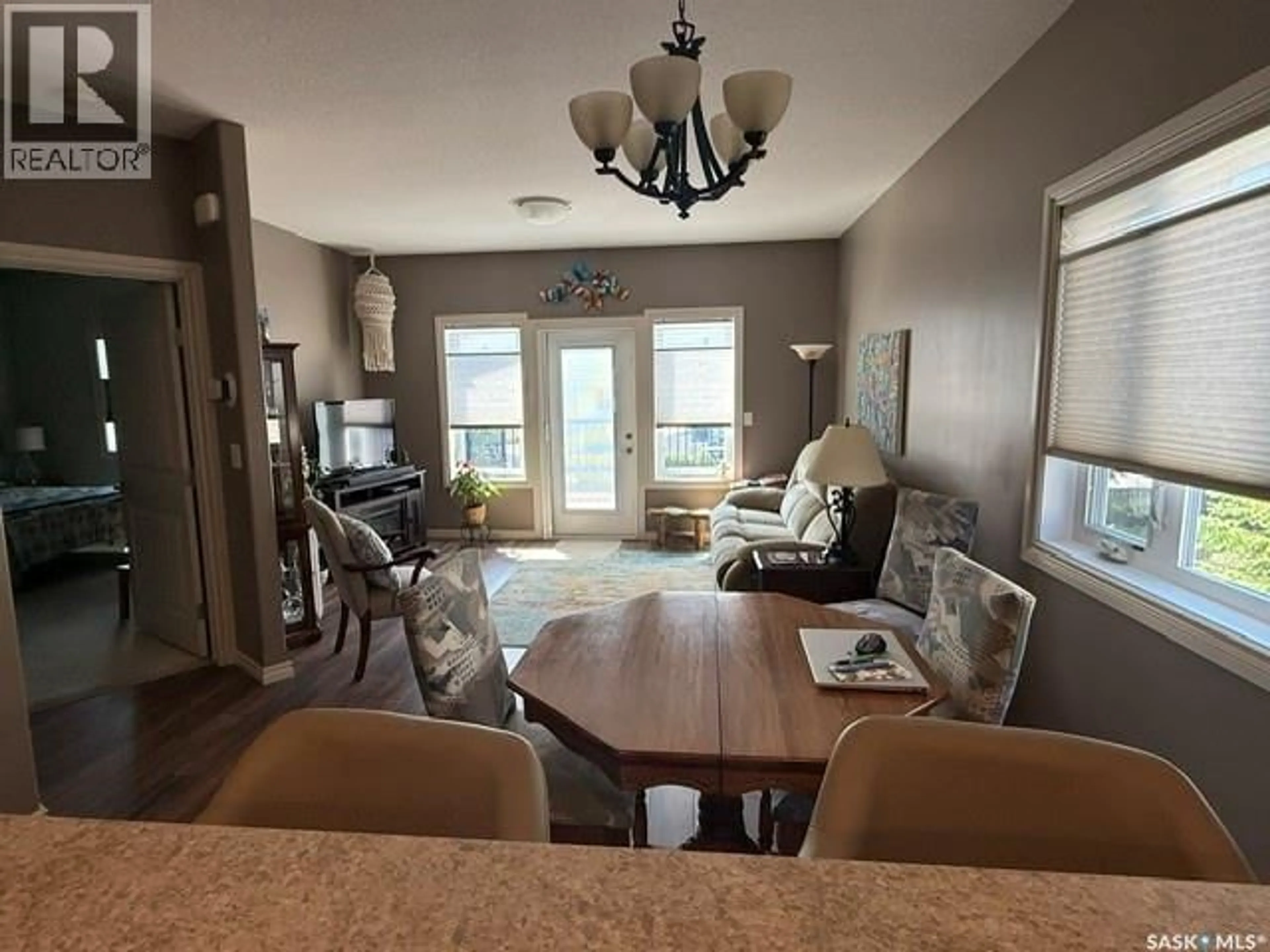 Unknown for 2 - 550 SOUTHWOOD DRIVE, Prince Albert Saskatchewan S6V1G4