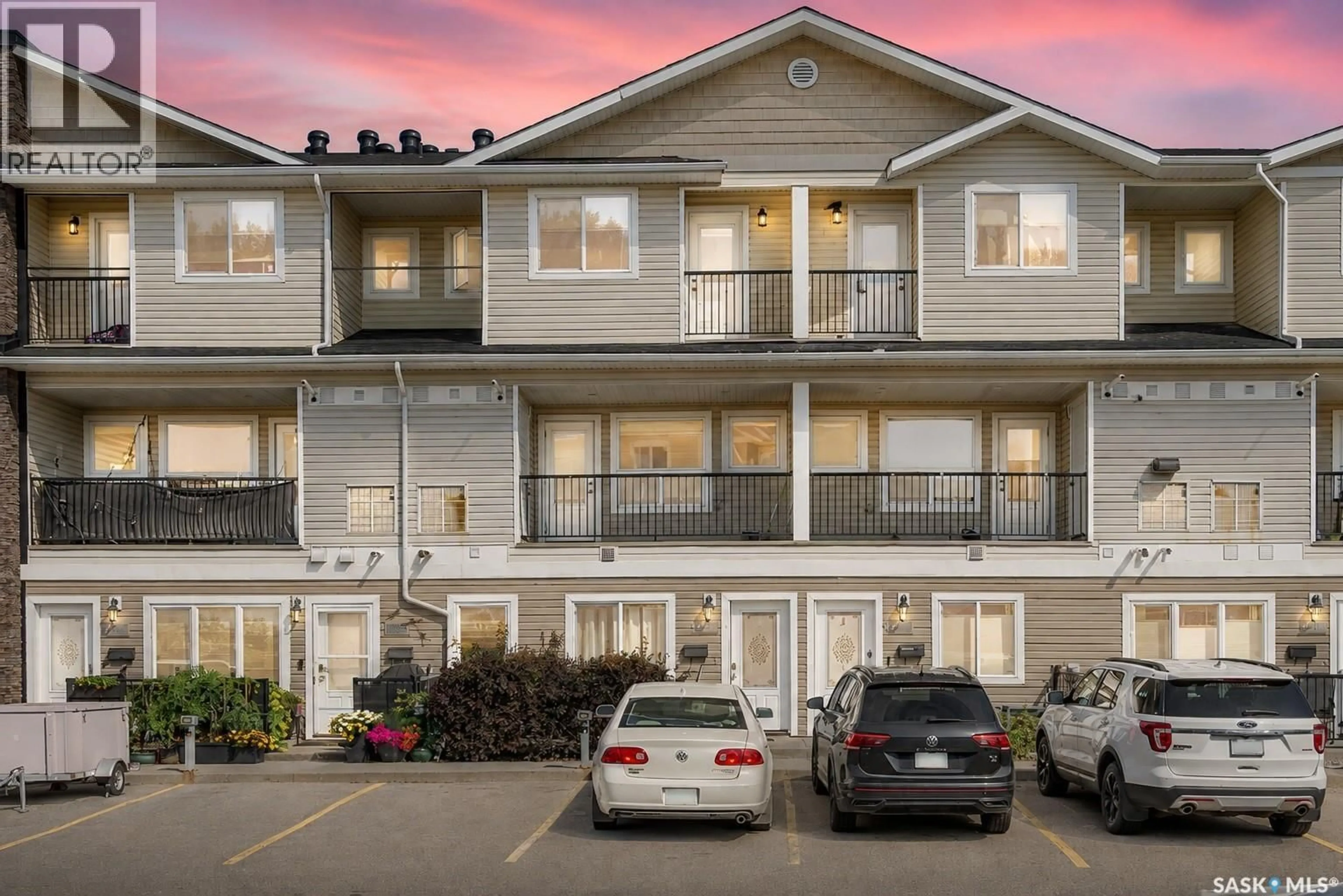 Patio, unknown for 113 - 1210 EMPRESS STREET, Regina Saskatchewan S4T1G7