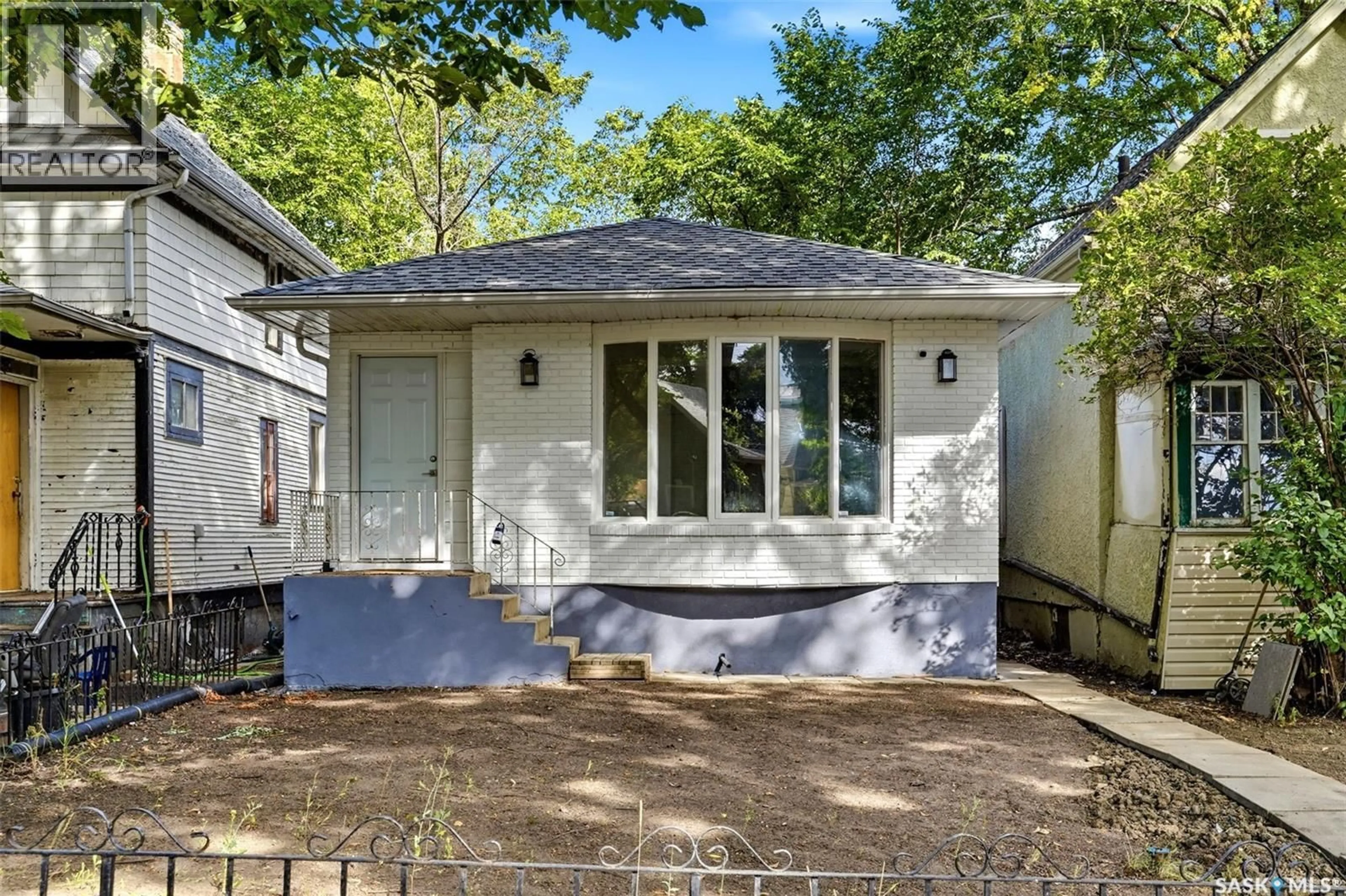 Unknown for 1937 MONTREAL STREET, Regina Saskatchewan S4P1L4