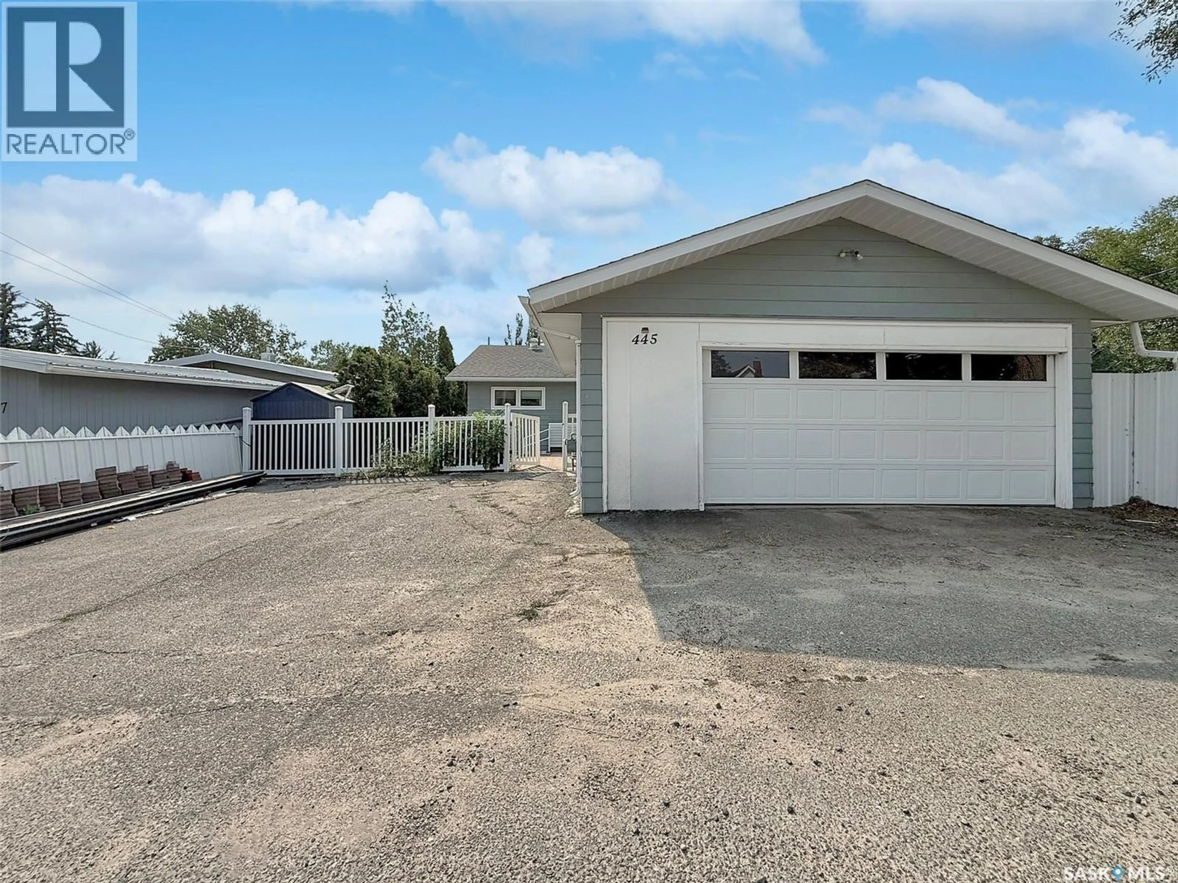 Unknown for 445 4TH AVENUE, Swift Current Saskatchewan S9H0V4