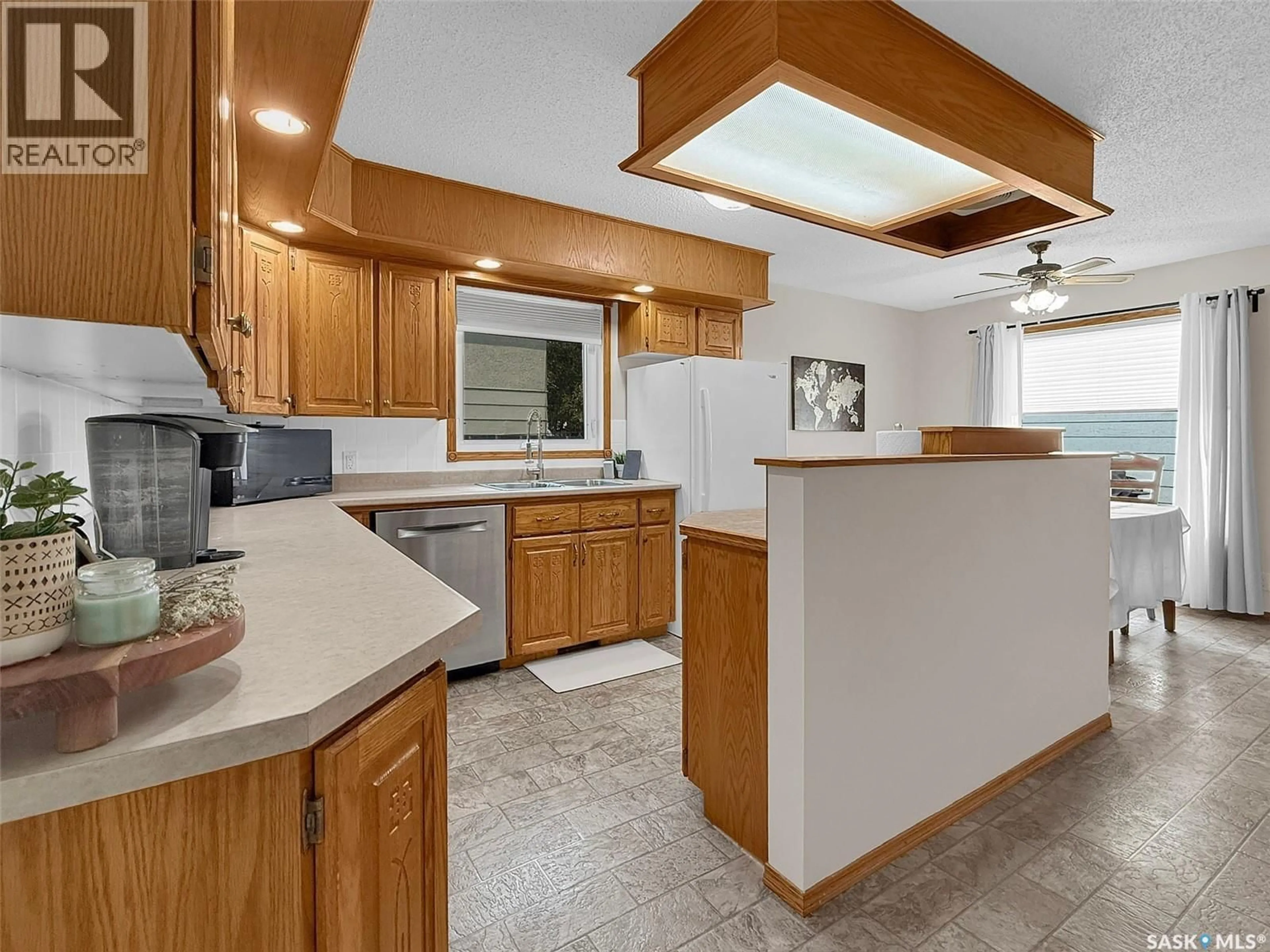 Unknown for 445 4TH AVENUE, Swift Current Saskatchewan S9H0V4