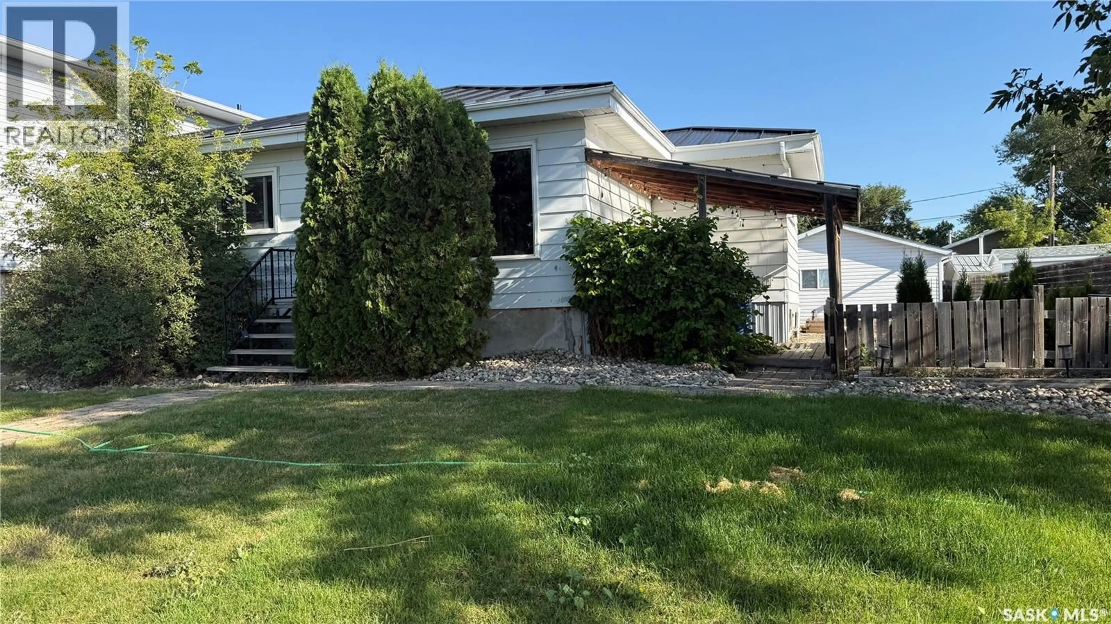 Home with vinyl exterior material, unknown for 108 FRONT STREET, Pense Saskatchewan S0G3W0