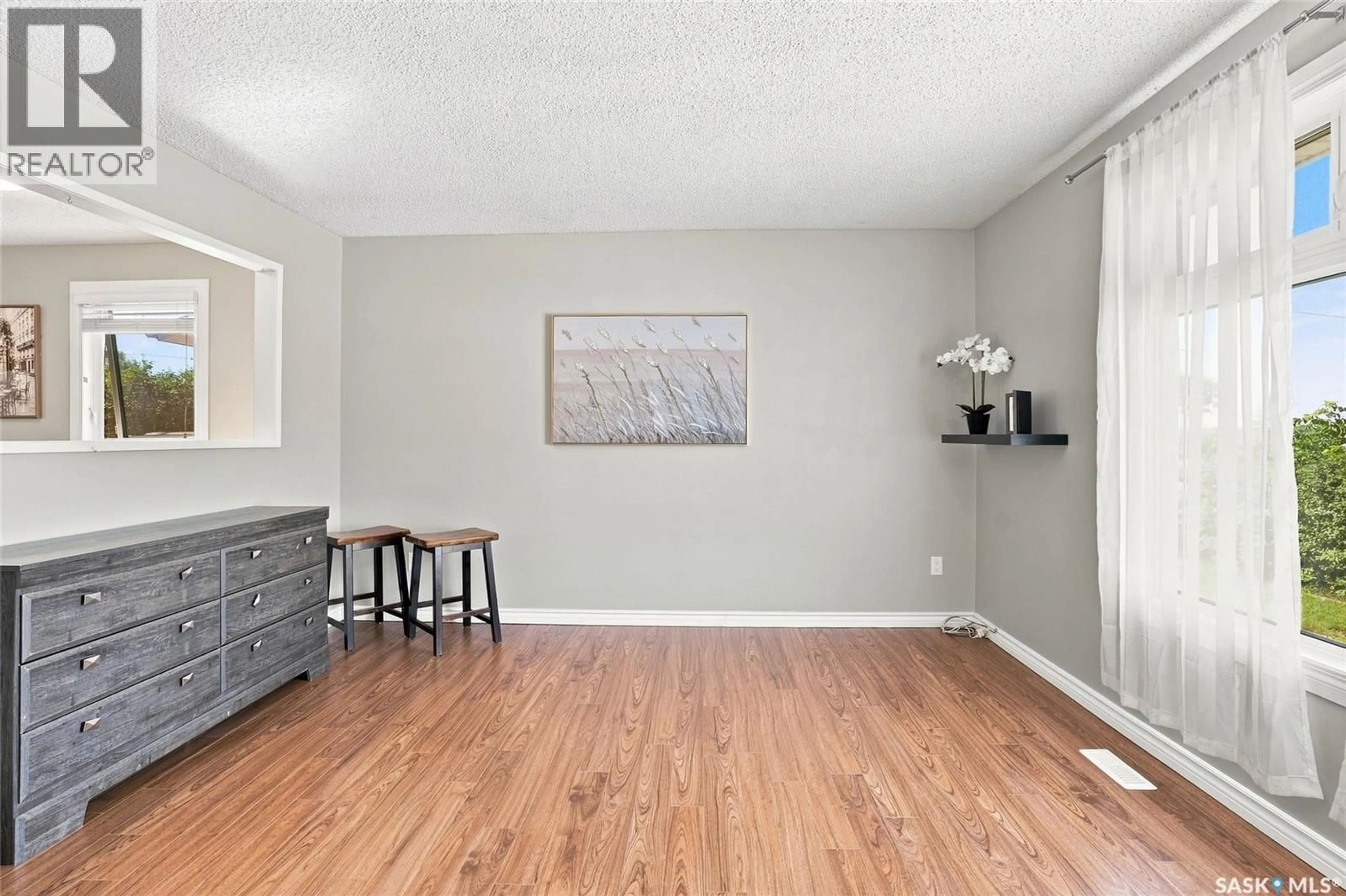 A pic of a room for 521 1ST AVENUE, Martensville Saskatchewan S0K2T0