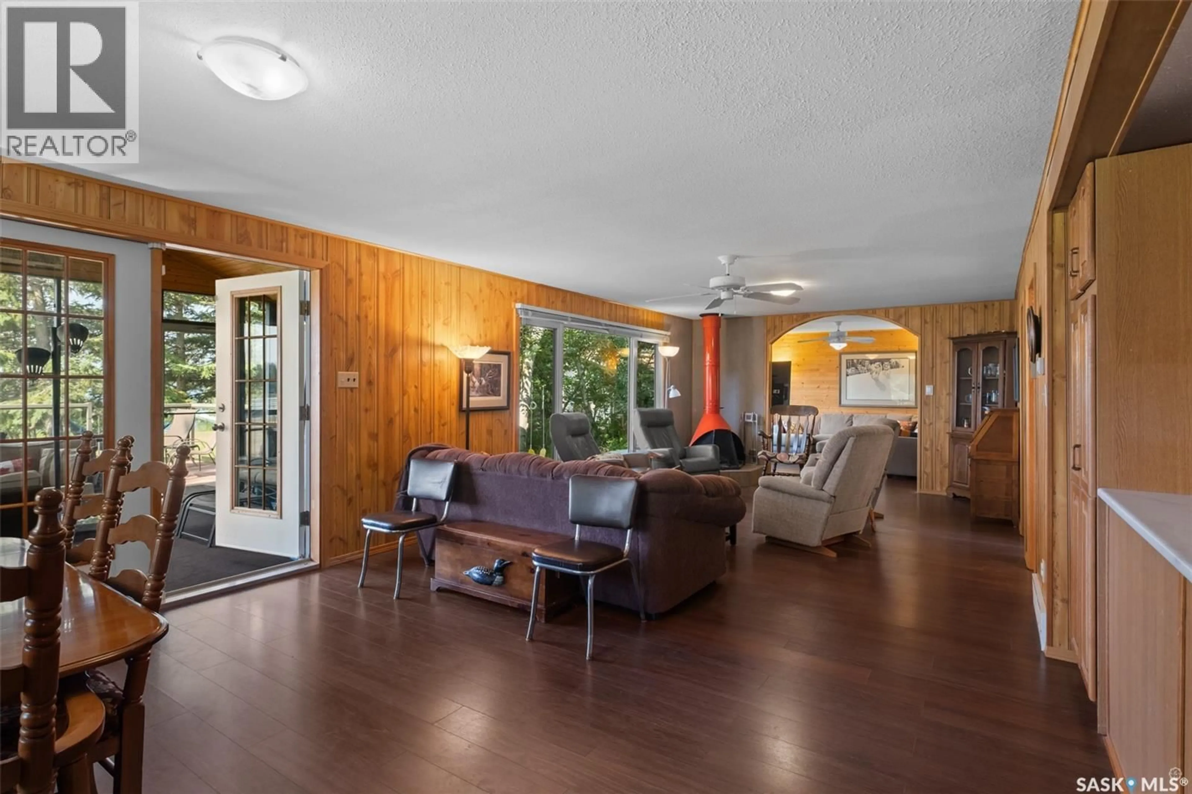 Indoor foyer for 282 NEIS DRIVE, Emma Lake Saskatchewan S0J0N0