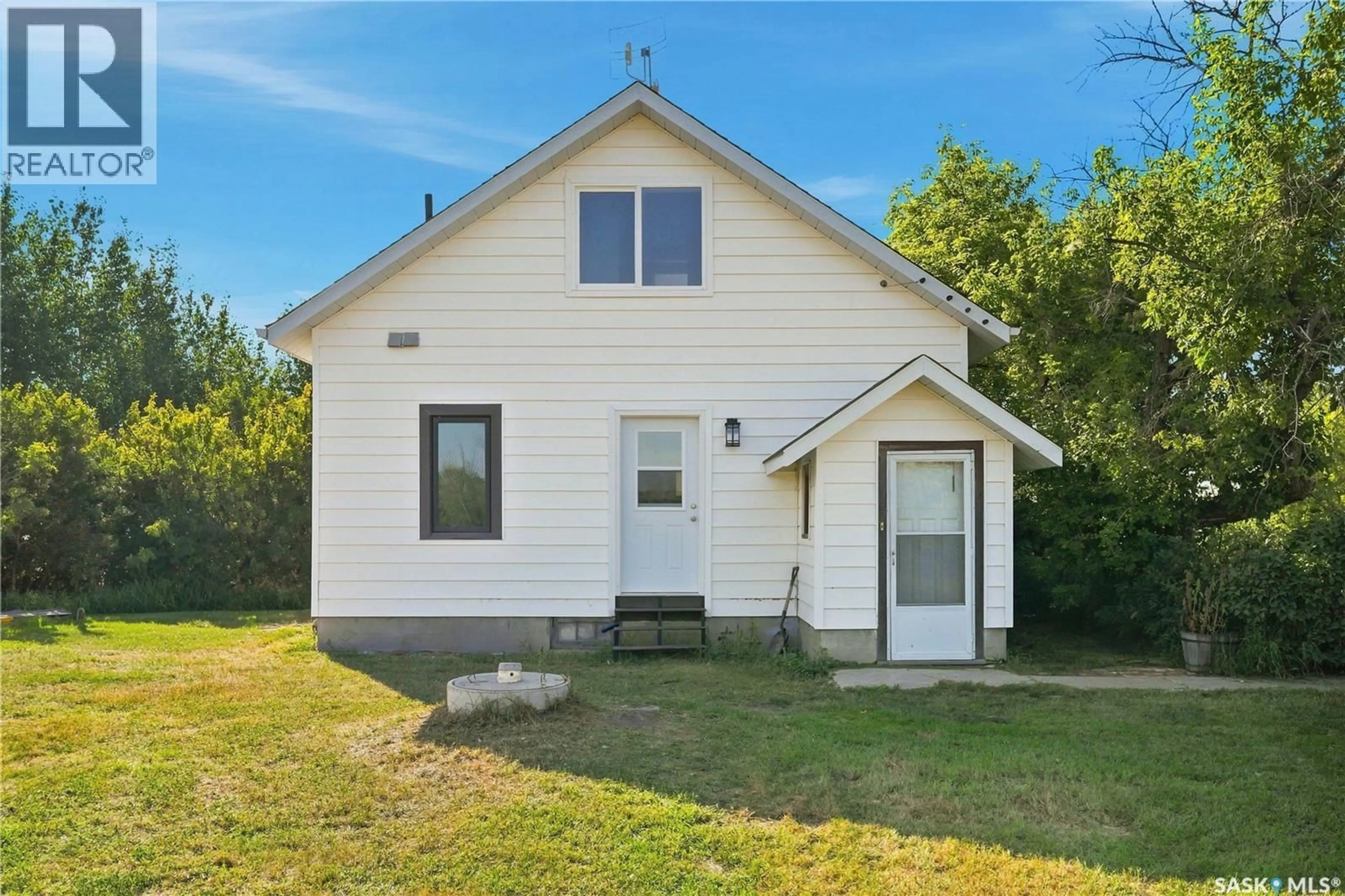 Unknown for GRANT ACREAGE, Langham Saskatchewan S0K2L0