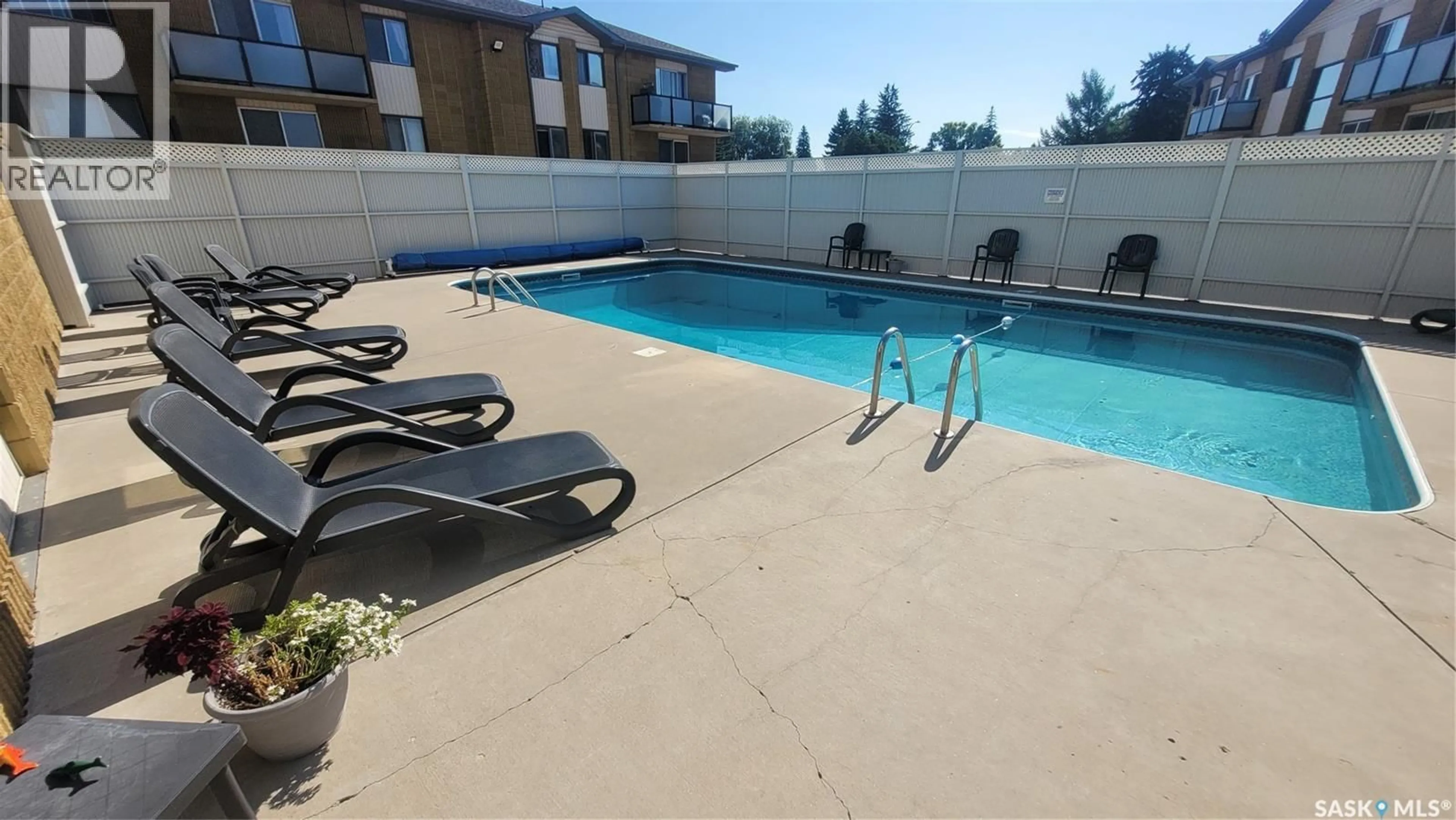Pool for 4 111 ST LAWRENCE CRESCENT, Saskatoon Saskatchewan S7K1H3
