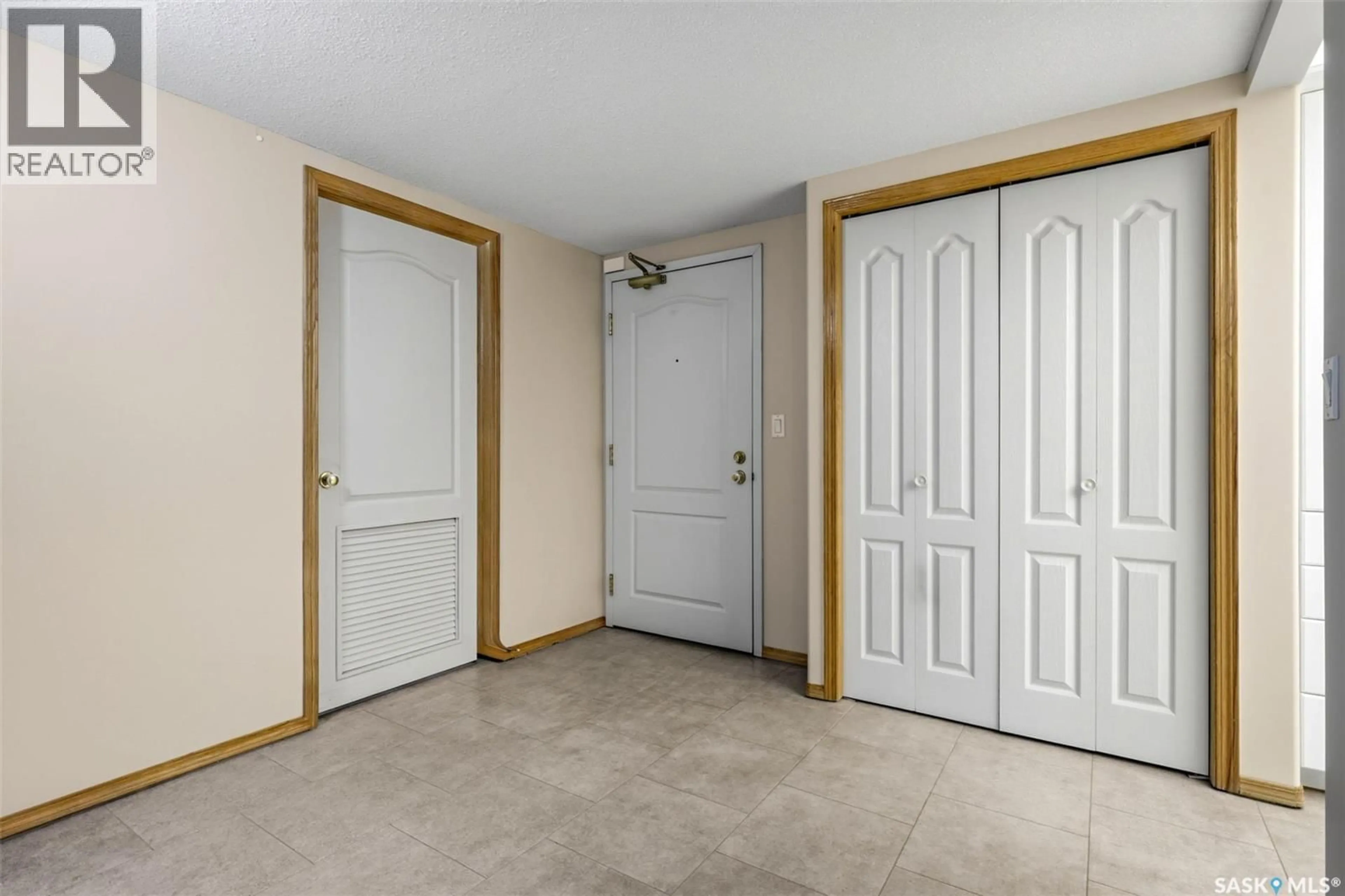 Unknown for 210 - 2550 25TH AVENUE, Regina Saskatchewan S4S4E6