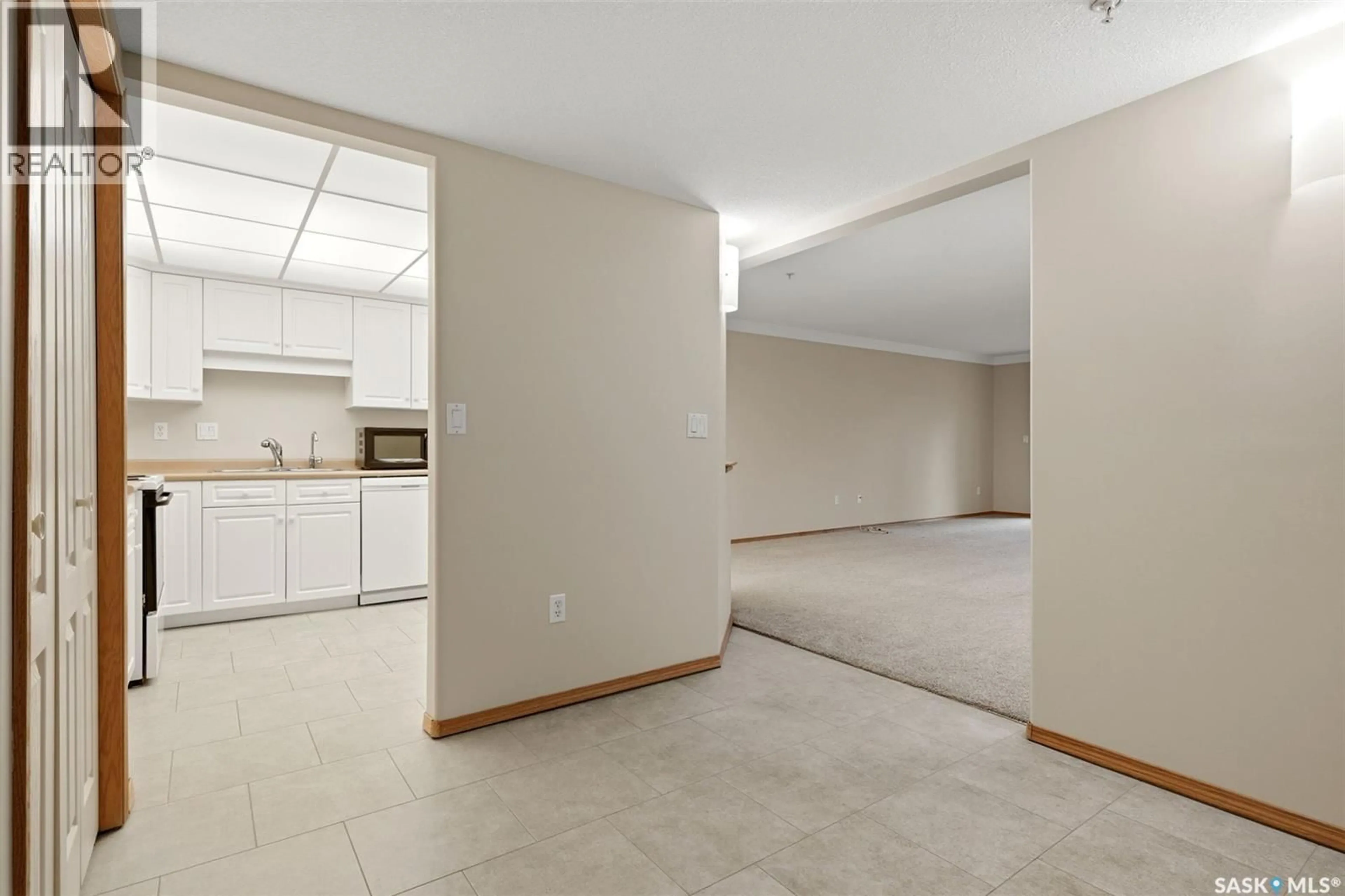 Unknown for 210 - 2550 25TH AVENUE, Regina Saskatchewan S4S4E6