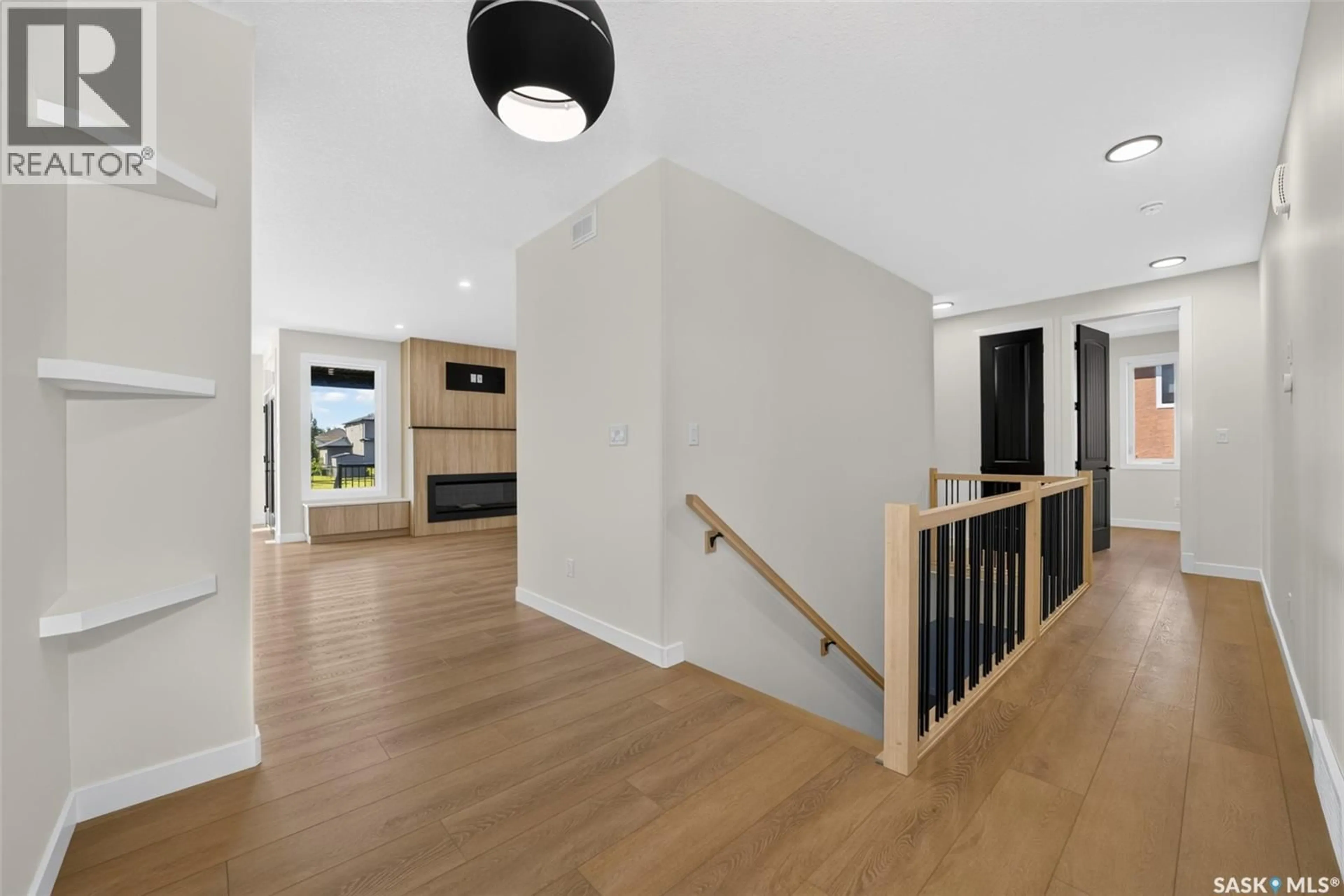 Indoor foyer for E - 74 EMERALD RIDGE, White City Saskatchewan S4L0A8