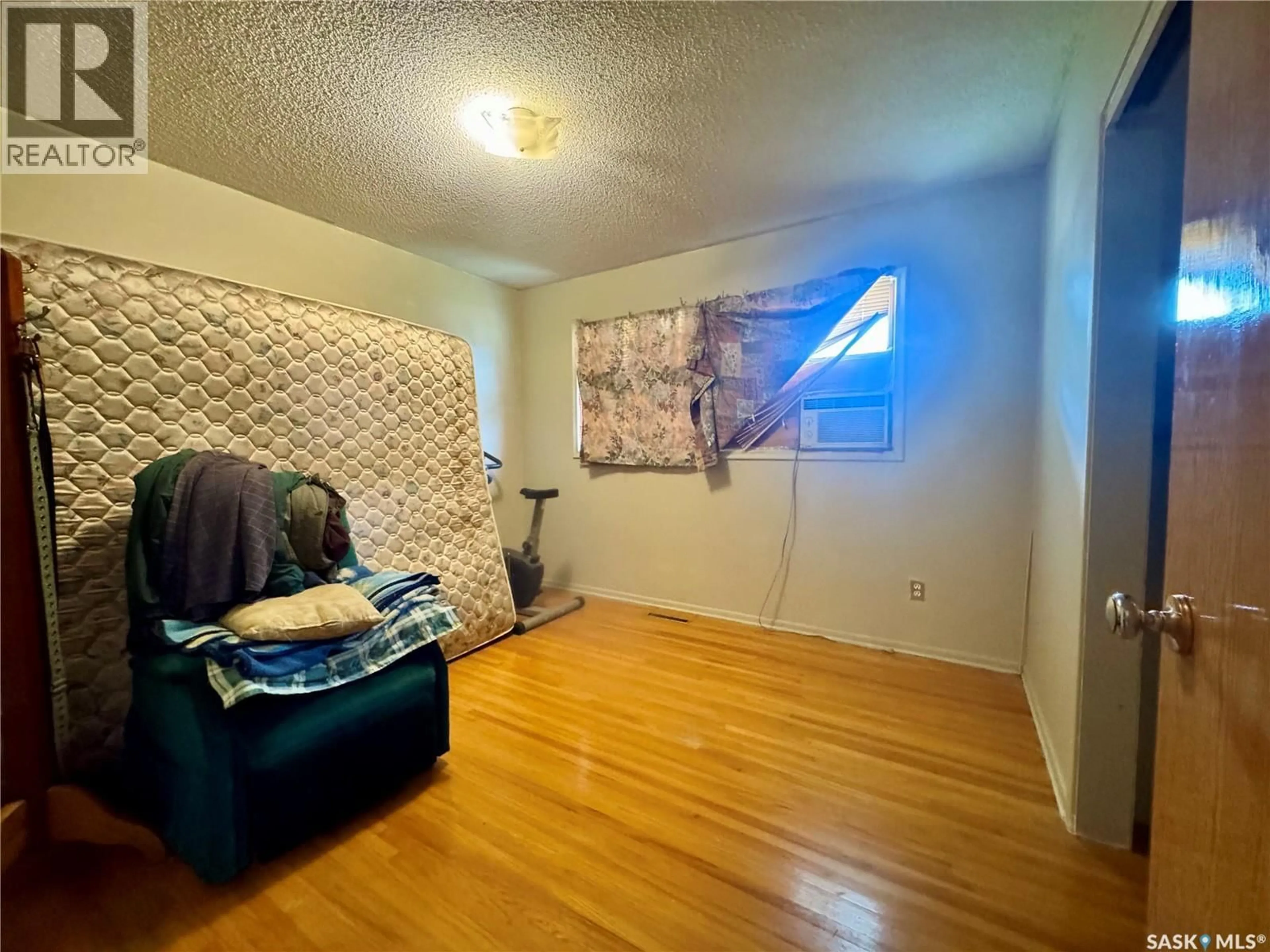 A pic of a room for 260 ANGUS STREET, Regina Saskatchewan S4R3K4