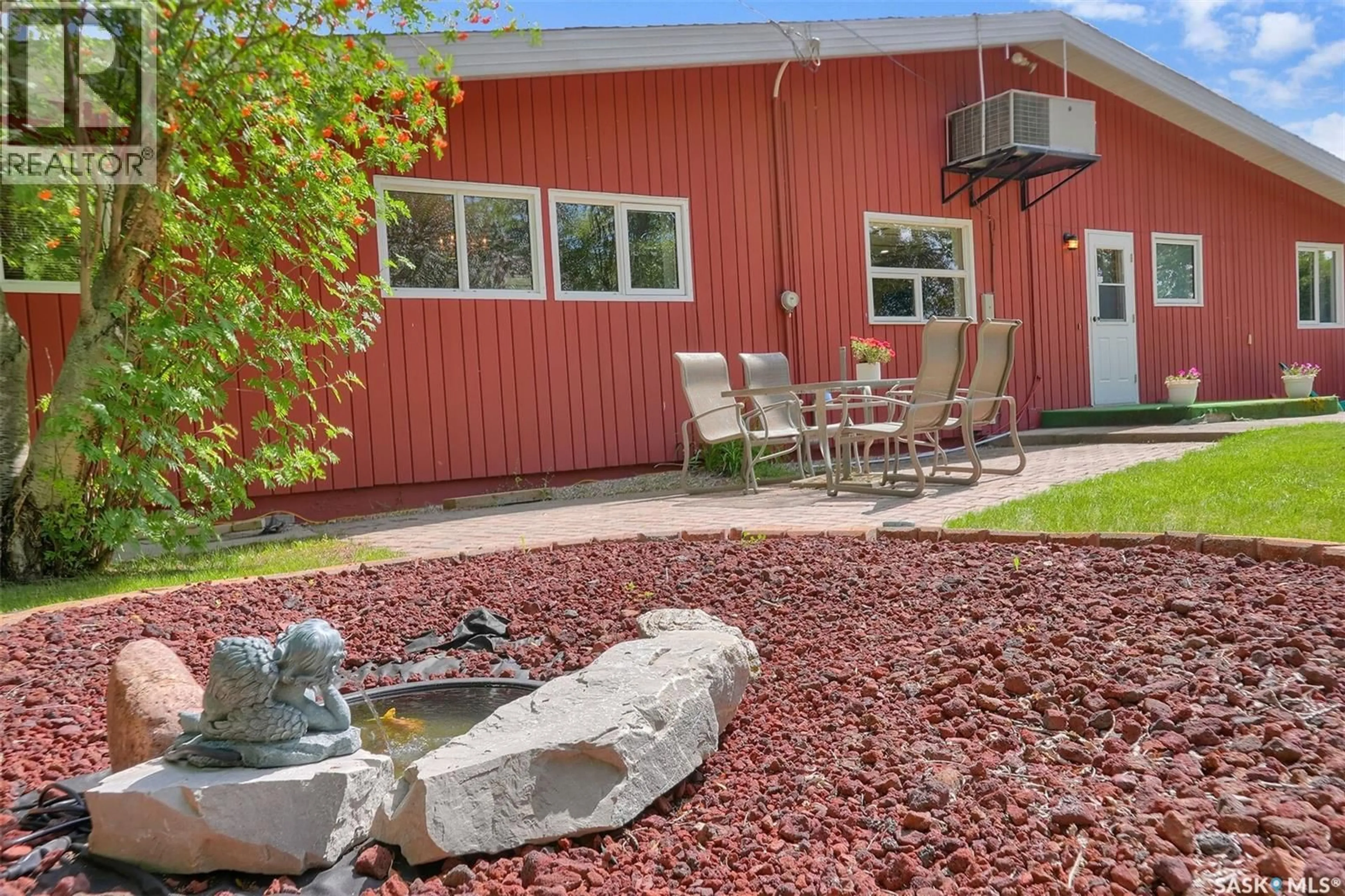 Patio, unknown for 106 ELGIN STREET, Balcarres Saskatchewan S0G0C0