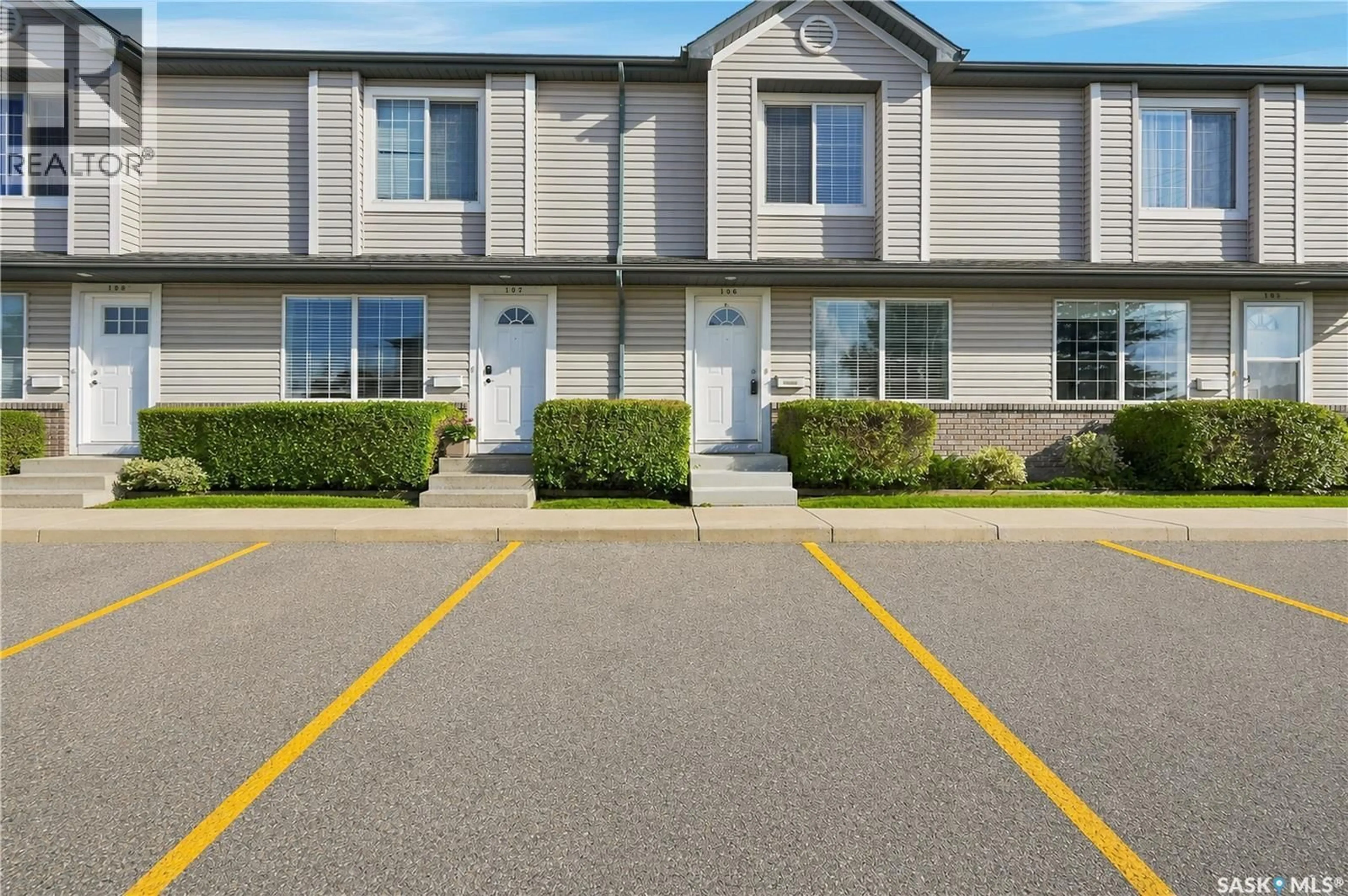 Patio, unknown for 663 - 106 BECKETT CRESCENT, Saskatoon Saskatchewan S7N4X2