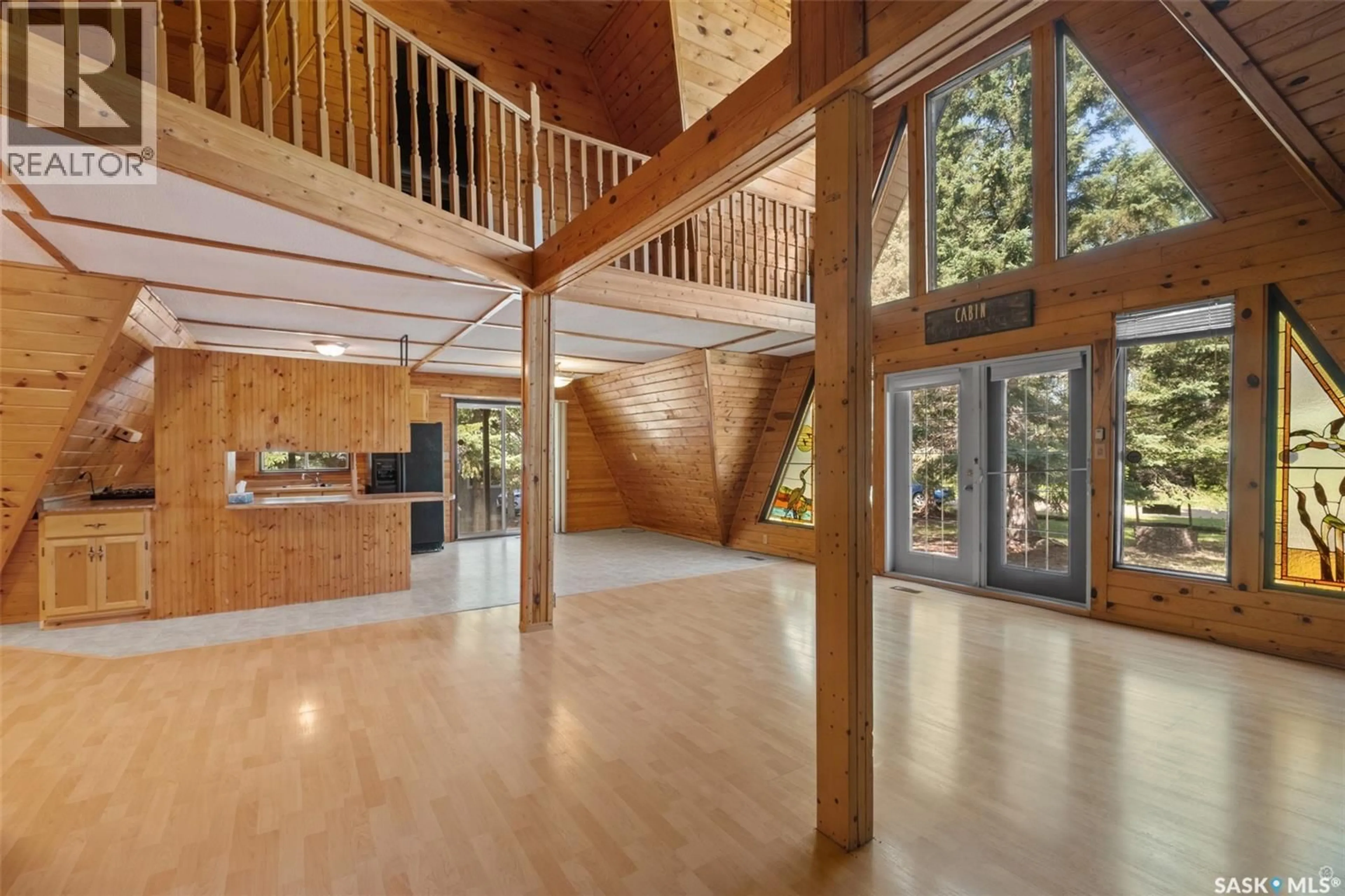 Indoor foyer for 321 JACOBSON DRIVE, Christopher Lake Saskatchewan S0J0N0