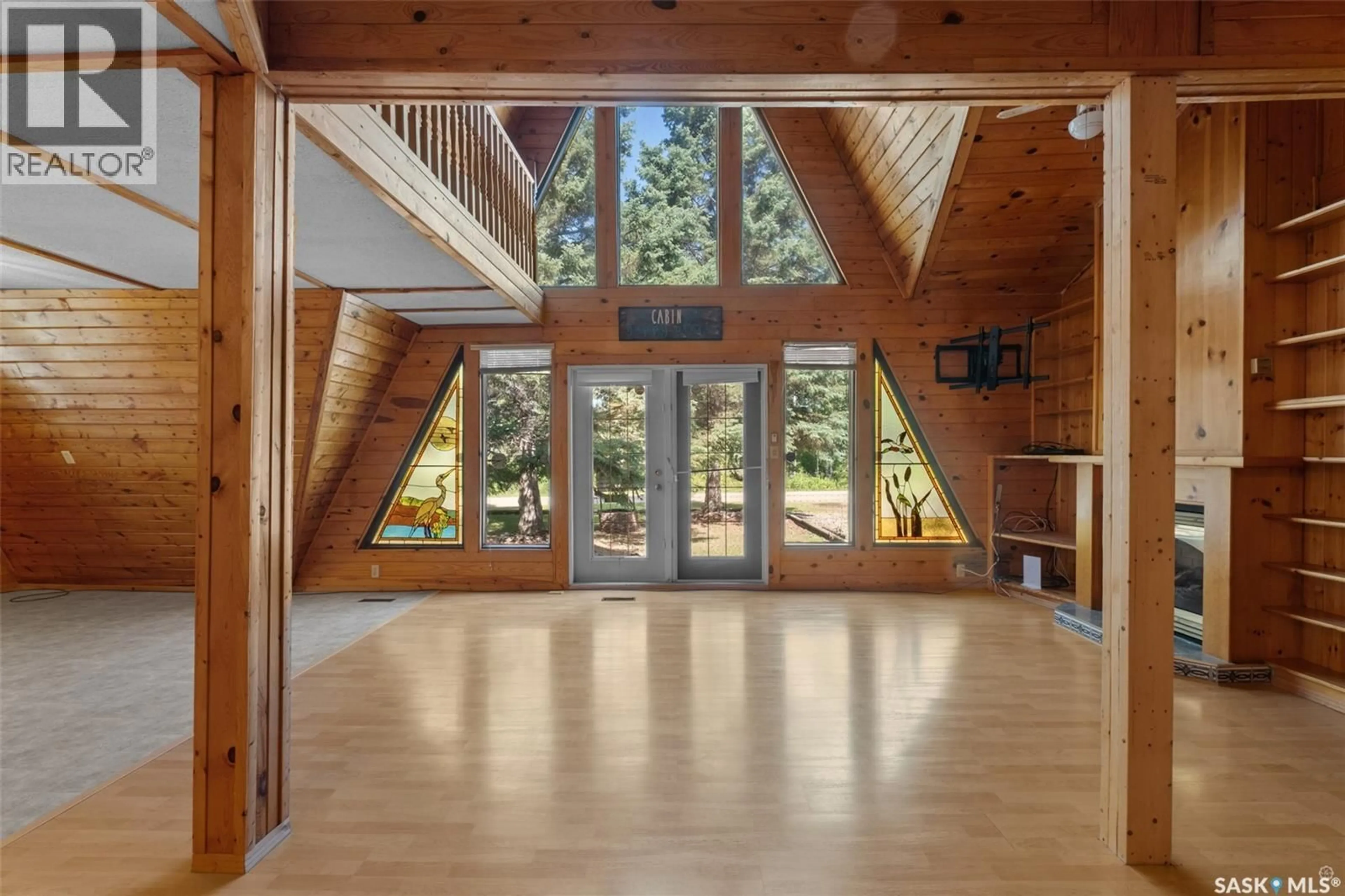 Indoor foyer for 321 JACOBSON DRIVE, Christopher Lake Saskatchewan S0J0N0