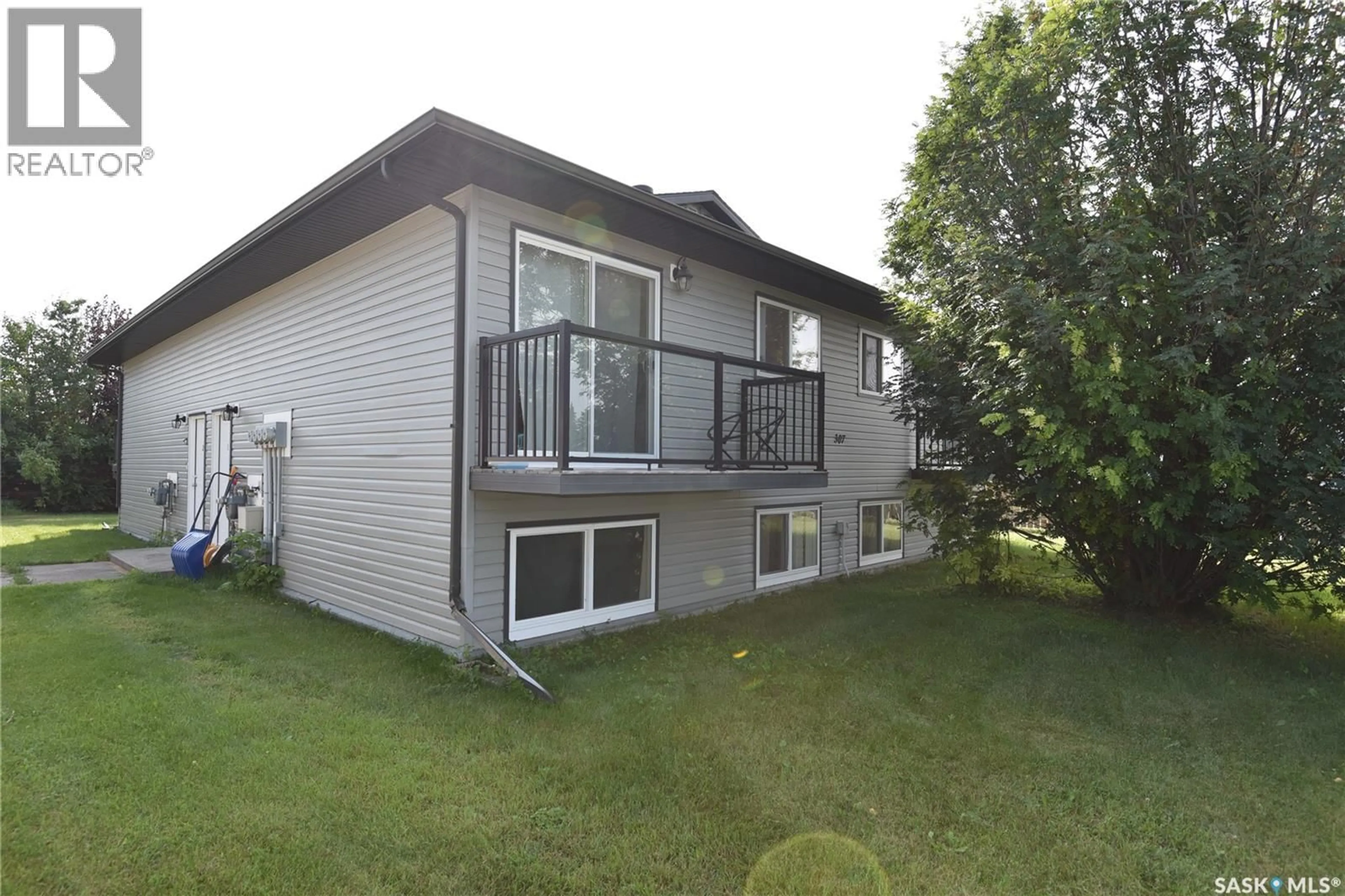 Unknown for 307 6TH STREET, Nipawin Saskatchewan S0E1E0