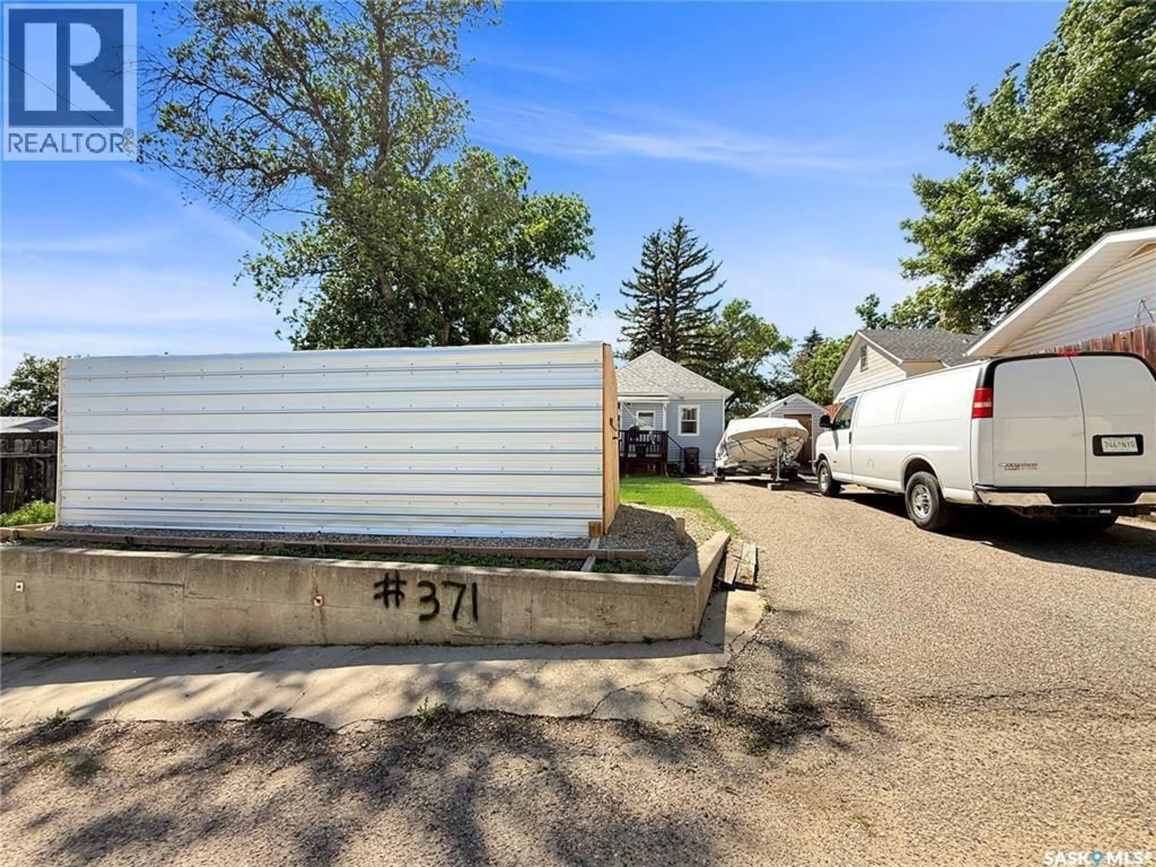Unknown for 371 9TH AVENUE, Swift Current Saskatchewan S9H1A8