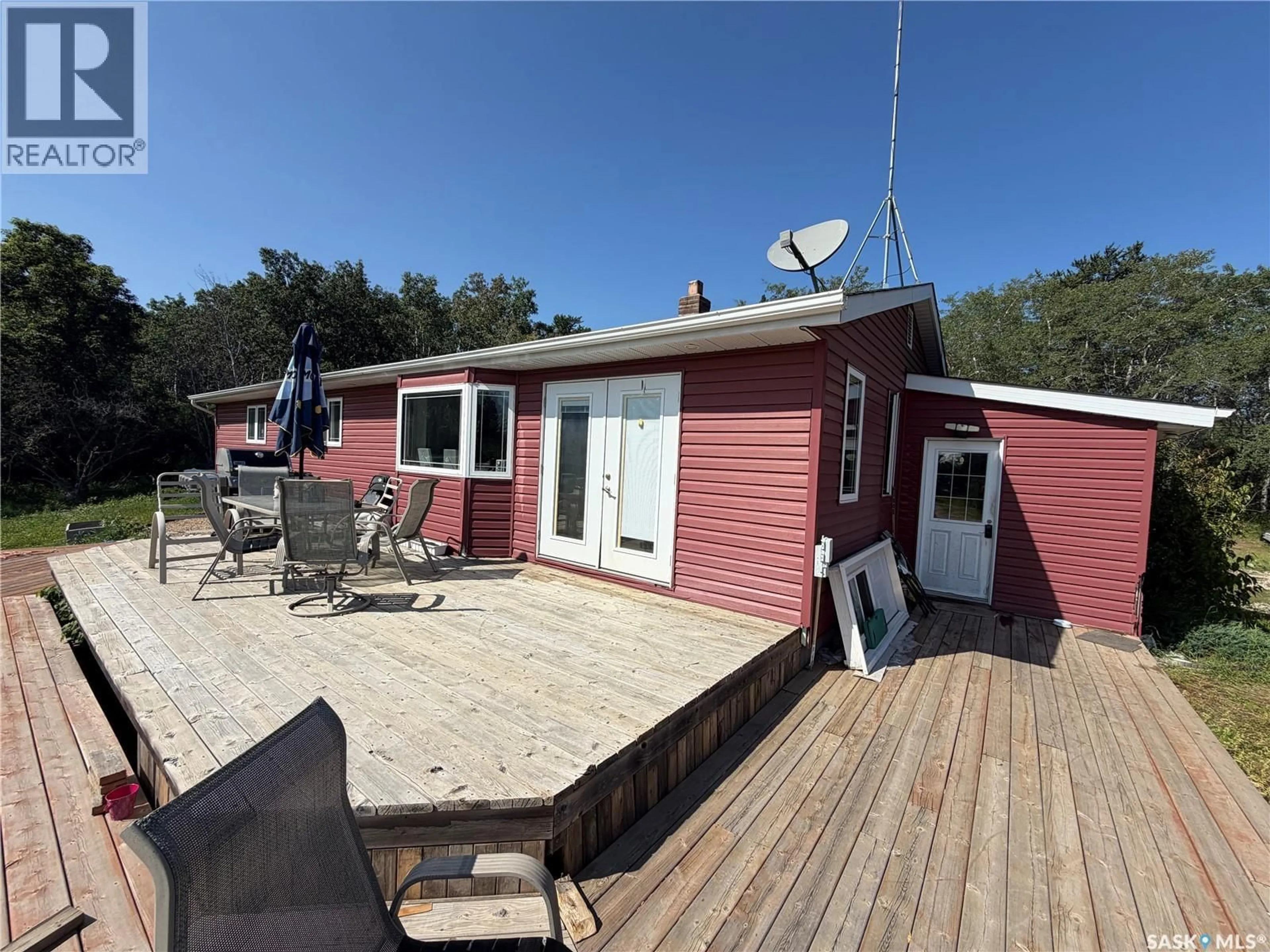 Patio, water/lake/river/ocean view for CYR, Shellbrook Rm No. 493 Saskatchewan S0J2E0
