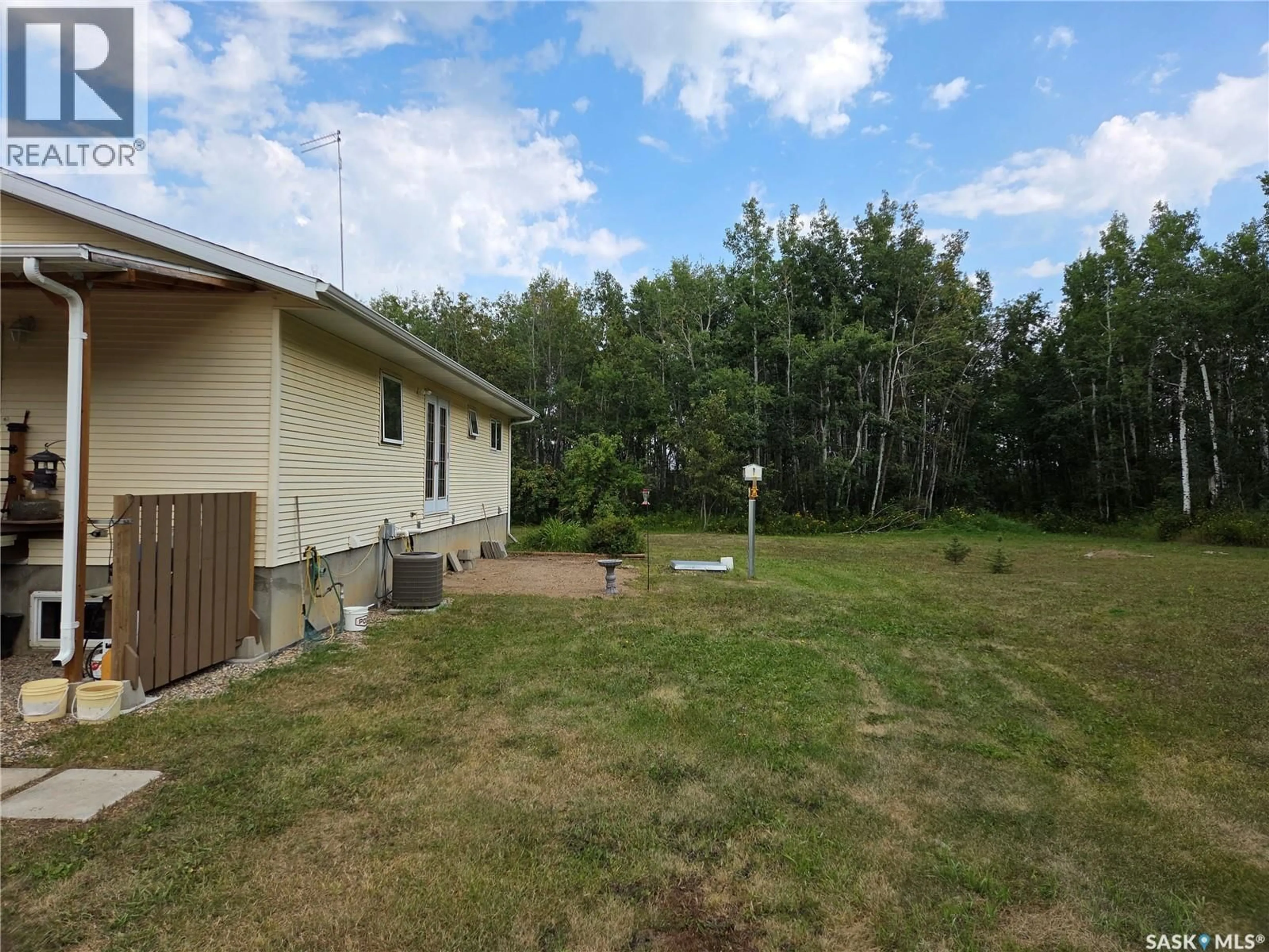 A pic from outside/outdoor area/front of a property/back of a property/a pic from drone, unknown for REINE ACREAGE, Tisdale Rm No. 427 Saskatchewan S0E1T0