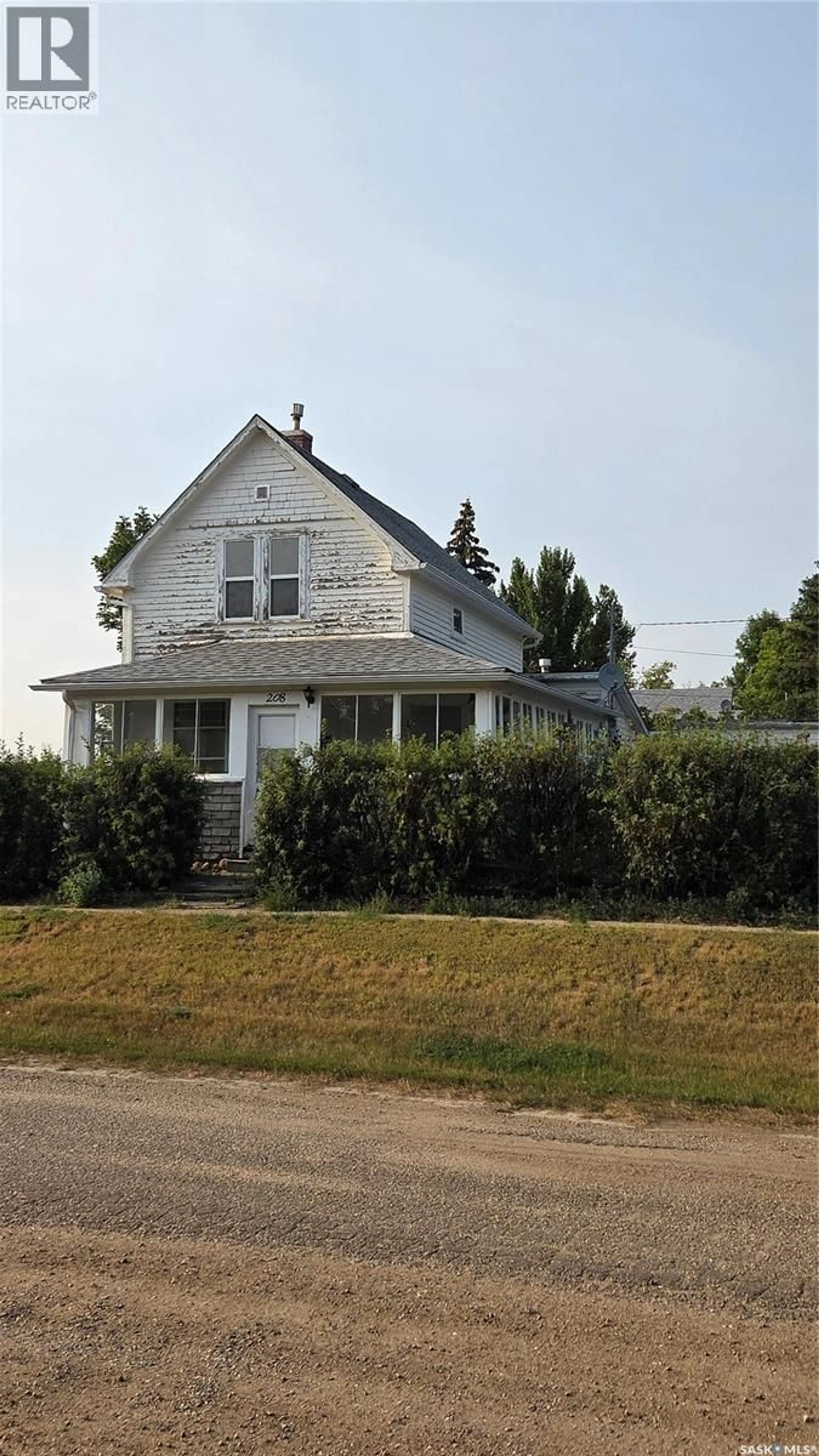 Unknown for 208 2ND AVENUE, Mortlach Saskatchewan S0H3E0