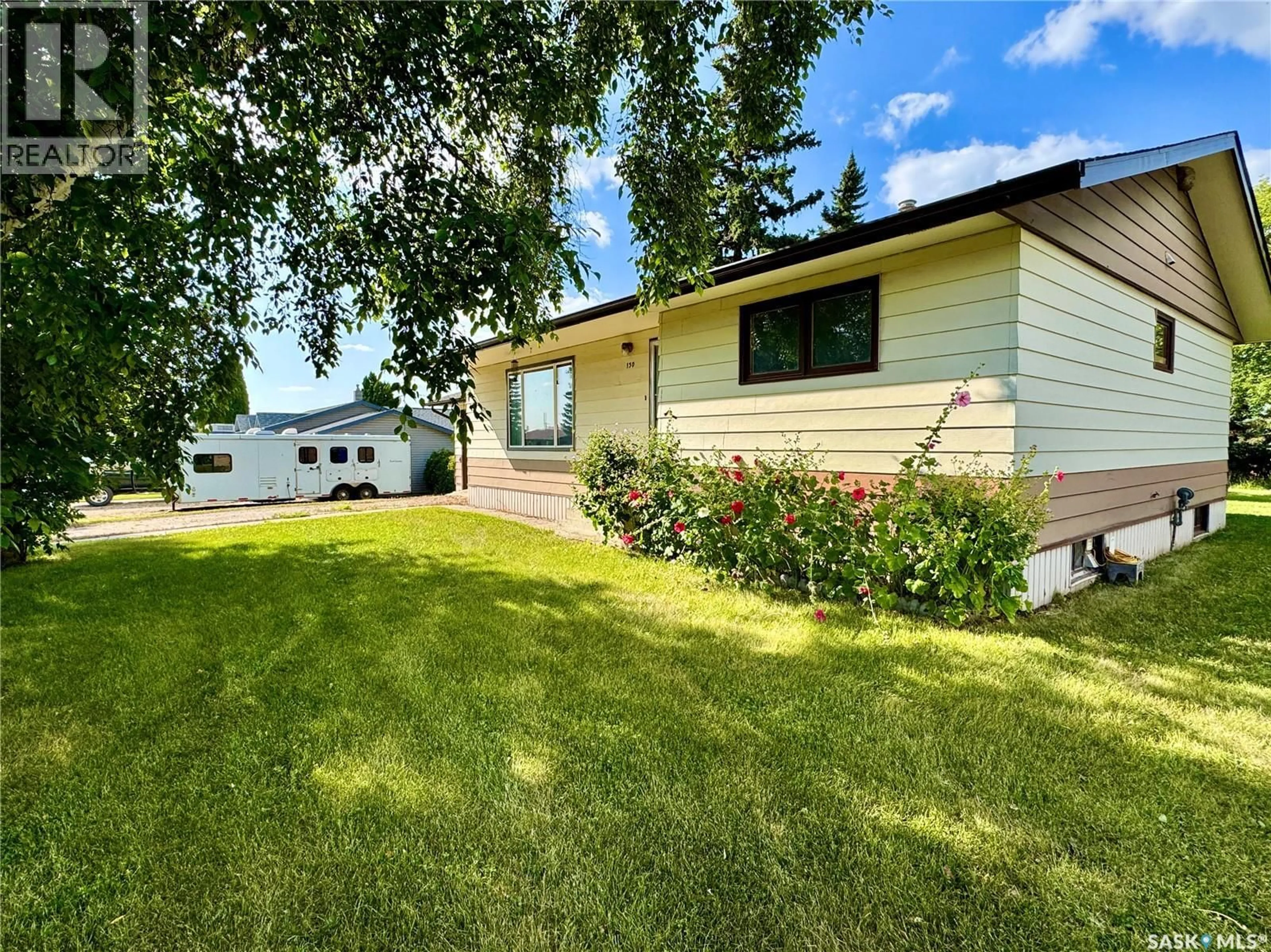 Home with vinyl exterior material, water/lake/river/ocean view for 130 1ST AVENUE, Churchbridge Saskatchewan S0A0M0