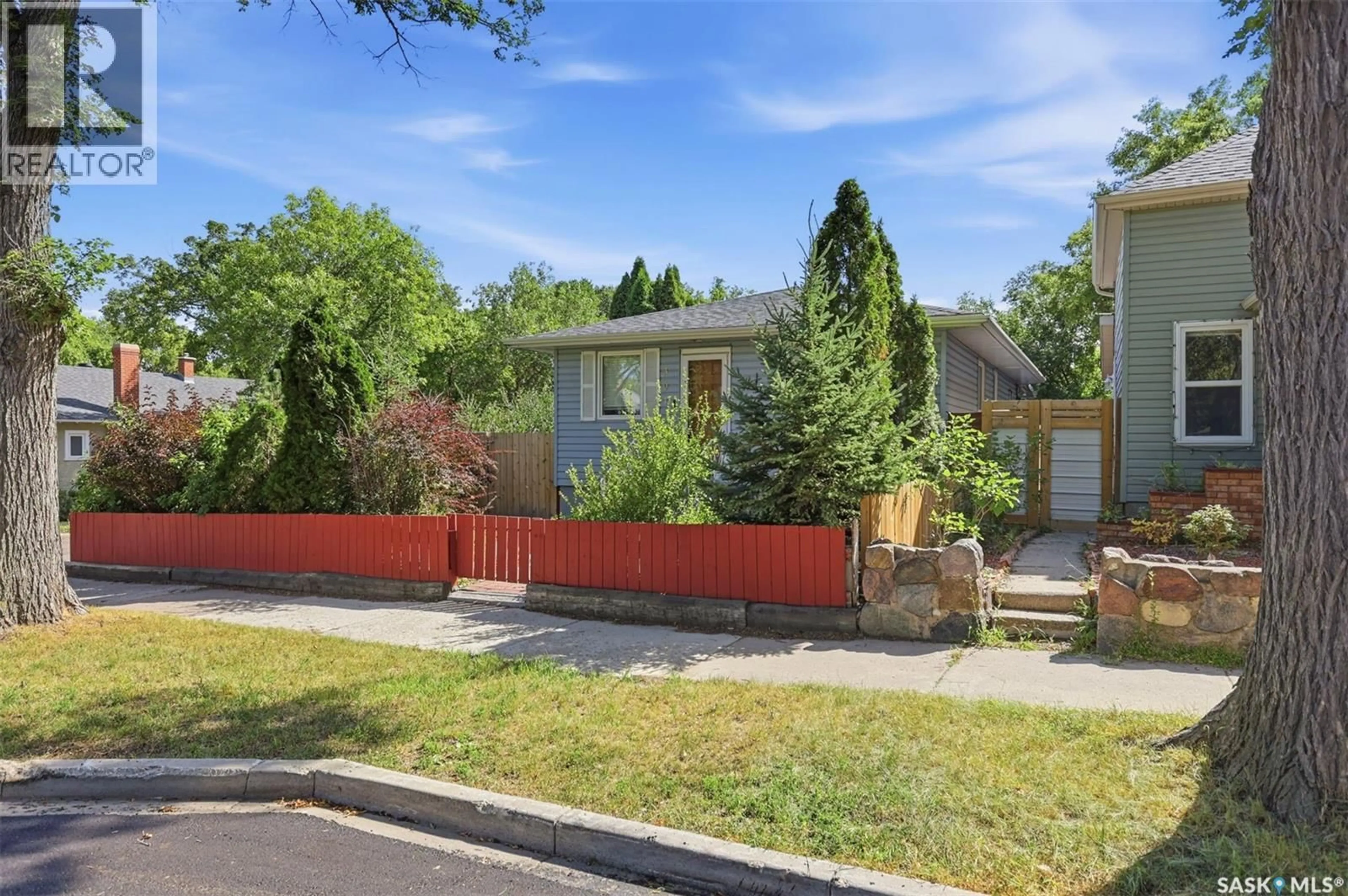 Unknown for 301 29TH STREET, Saskatoon Saskatchewan S7L0M2