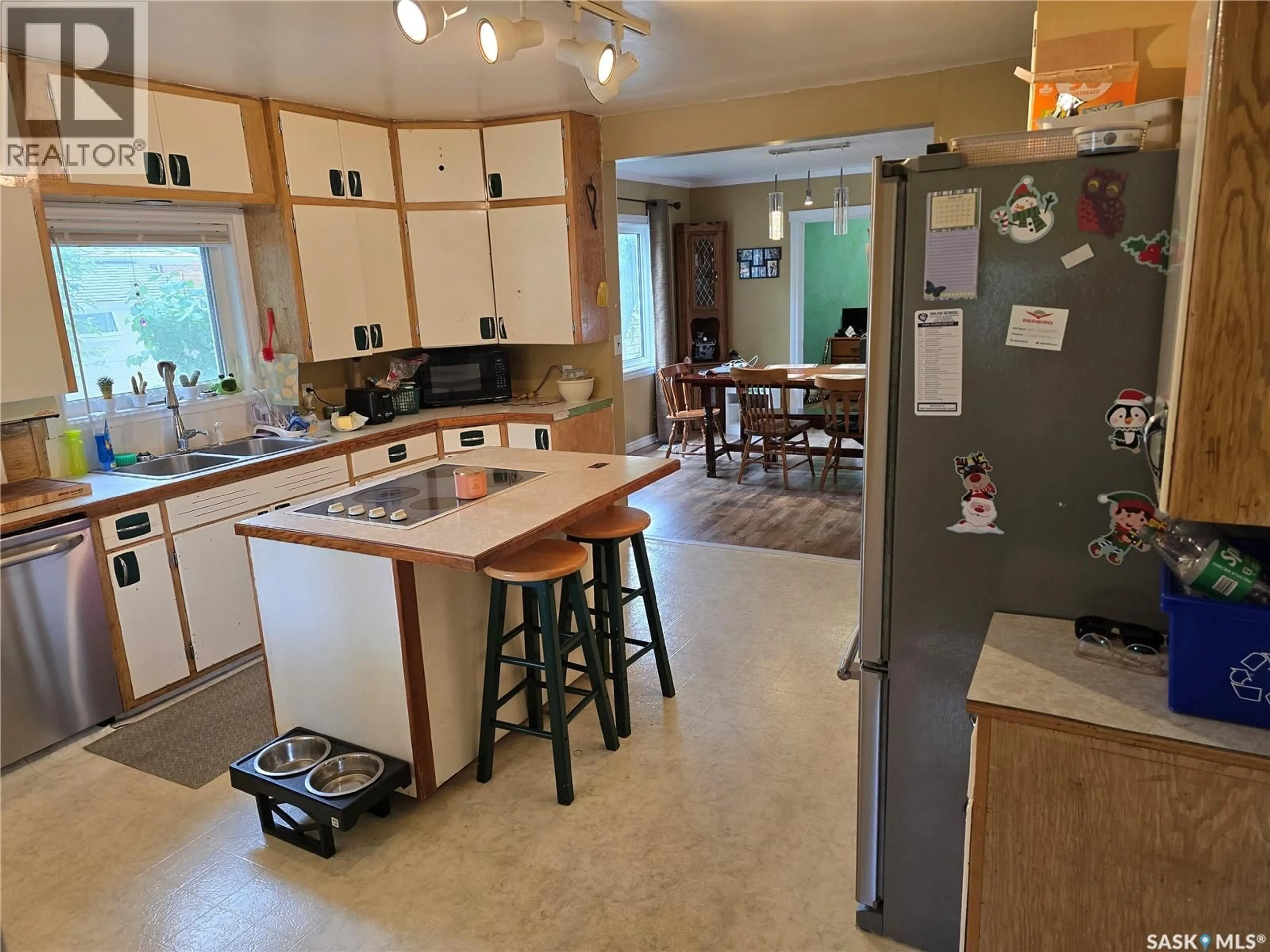 Open concept kitchen, ceramic/tile floor for 127 1ST AVENUE, Osler Saskatchewan S0K3A0