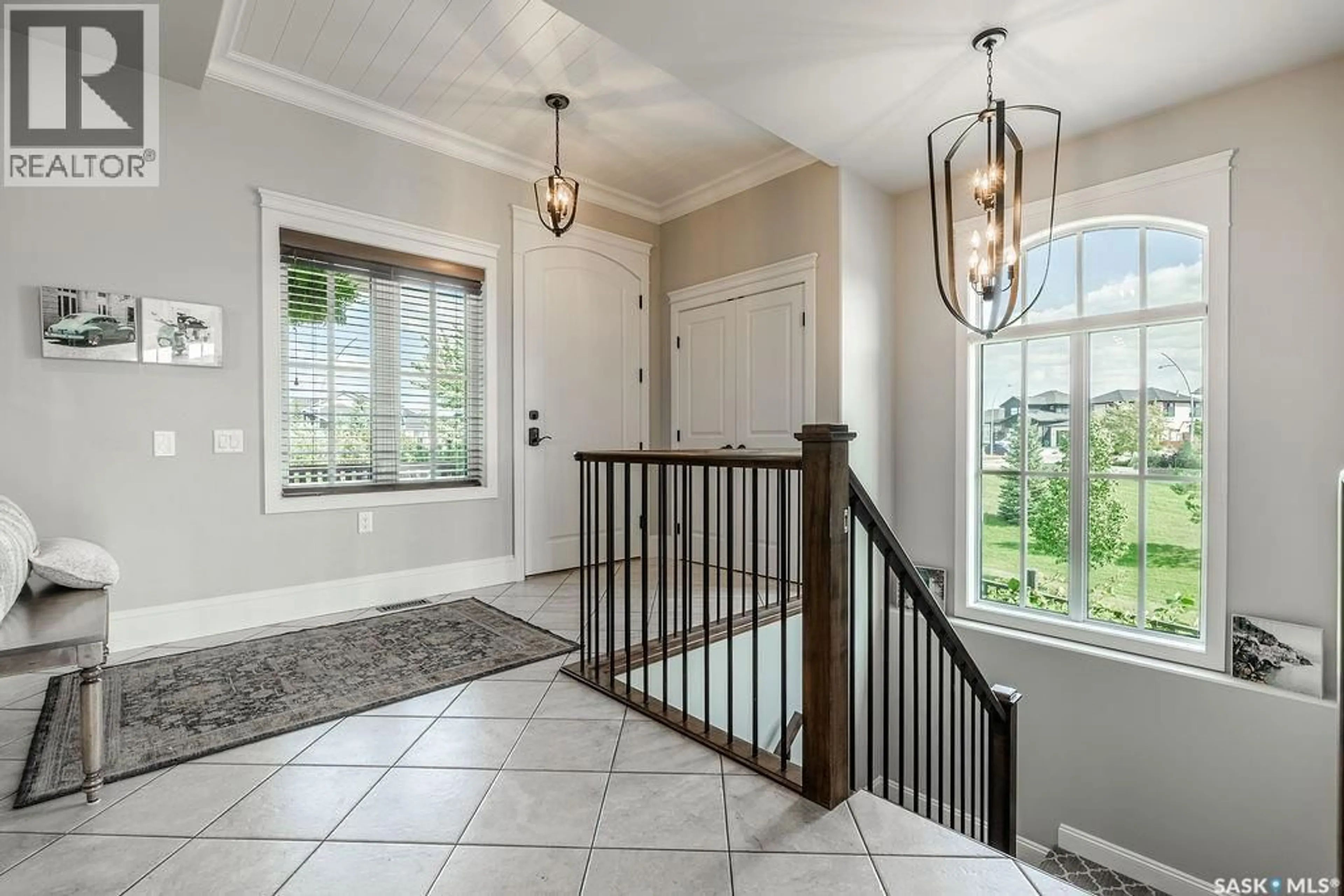 Indoor entryway for 107 MAHABIR CRESCENT, Saskatoon Saskatchewan S7S1L9