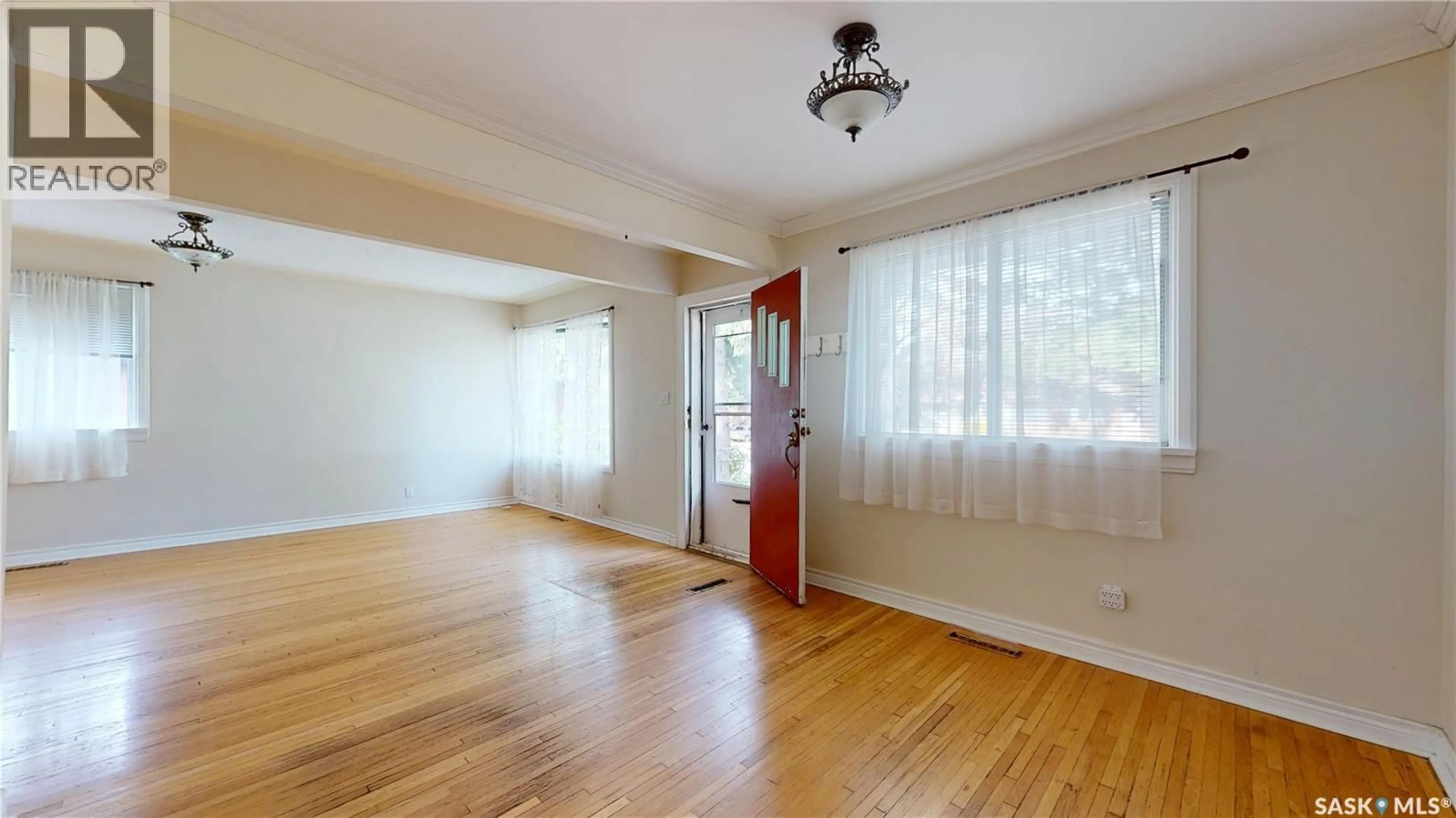 A pic of a room for 2255 QUEEN STREET, Regina Saskatchewan S4T4C6