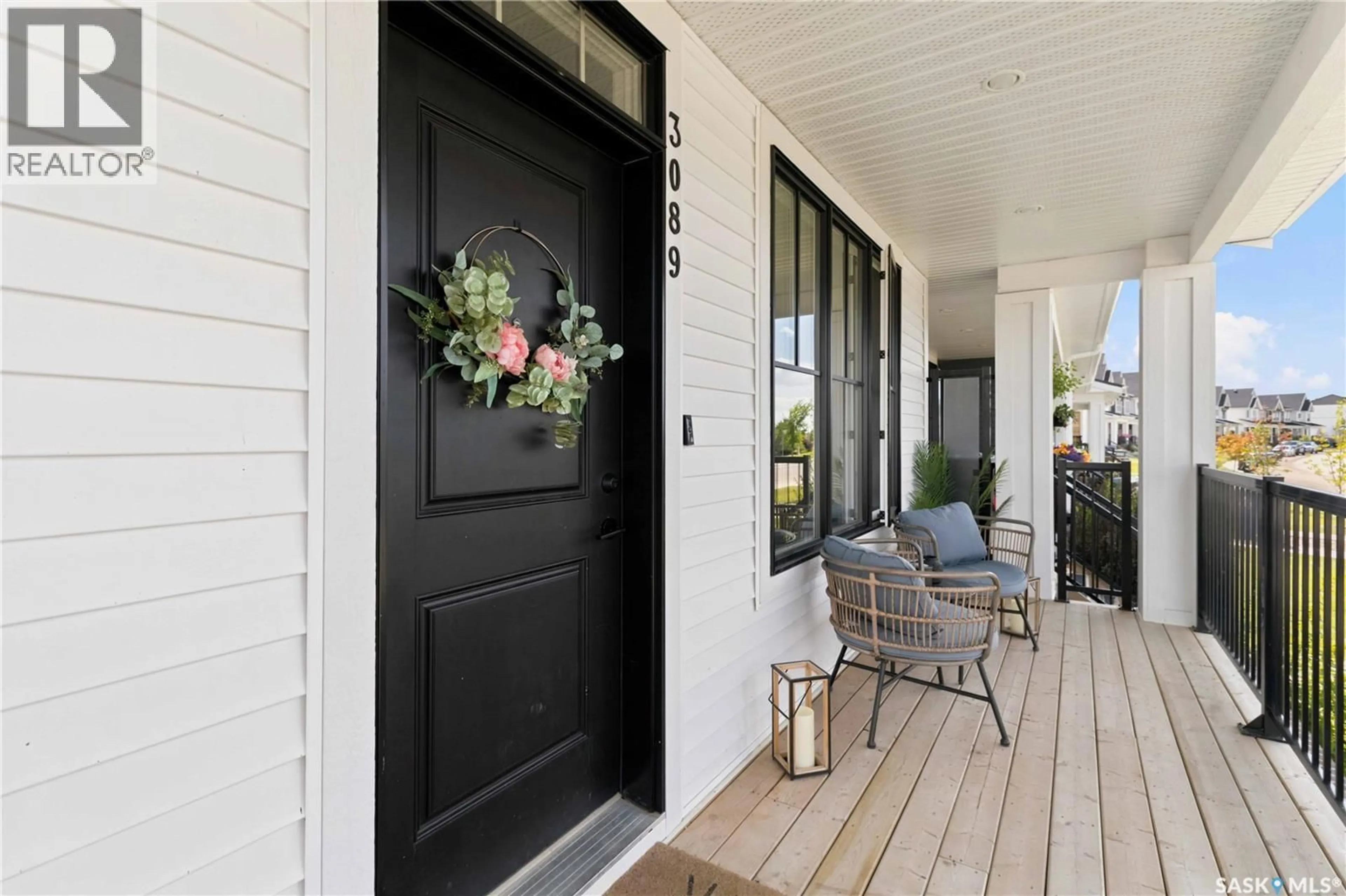 Indoor entryway for 3089 BRIGHTON COMMON, Saskatoon Saskatchewan S7V0Z5